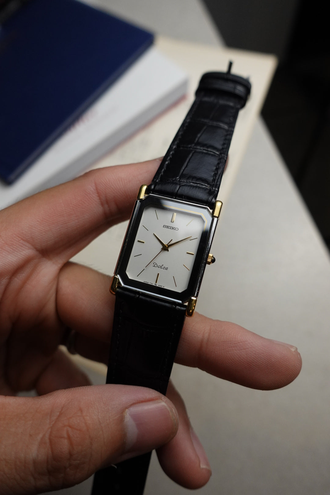 Seiko dolce 2 tone glass full glass dial