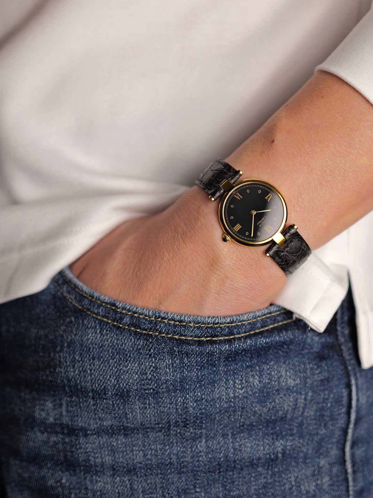 Cartier Vendôme Vermeil Black Gilt Semi-Roman Dial Ref. 590003 (circa early 1980s)