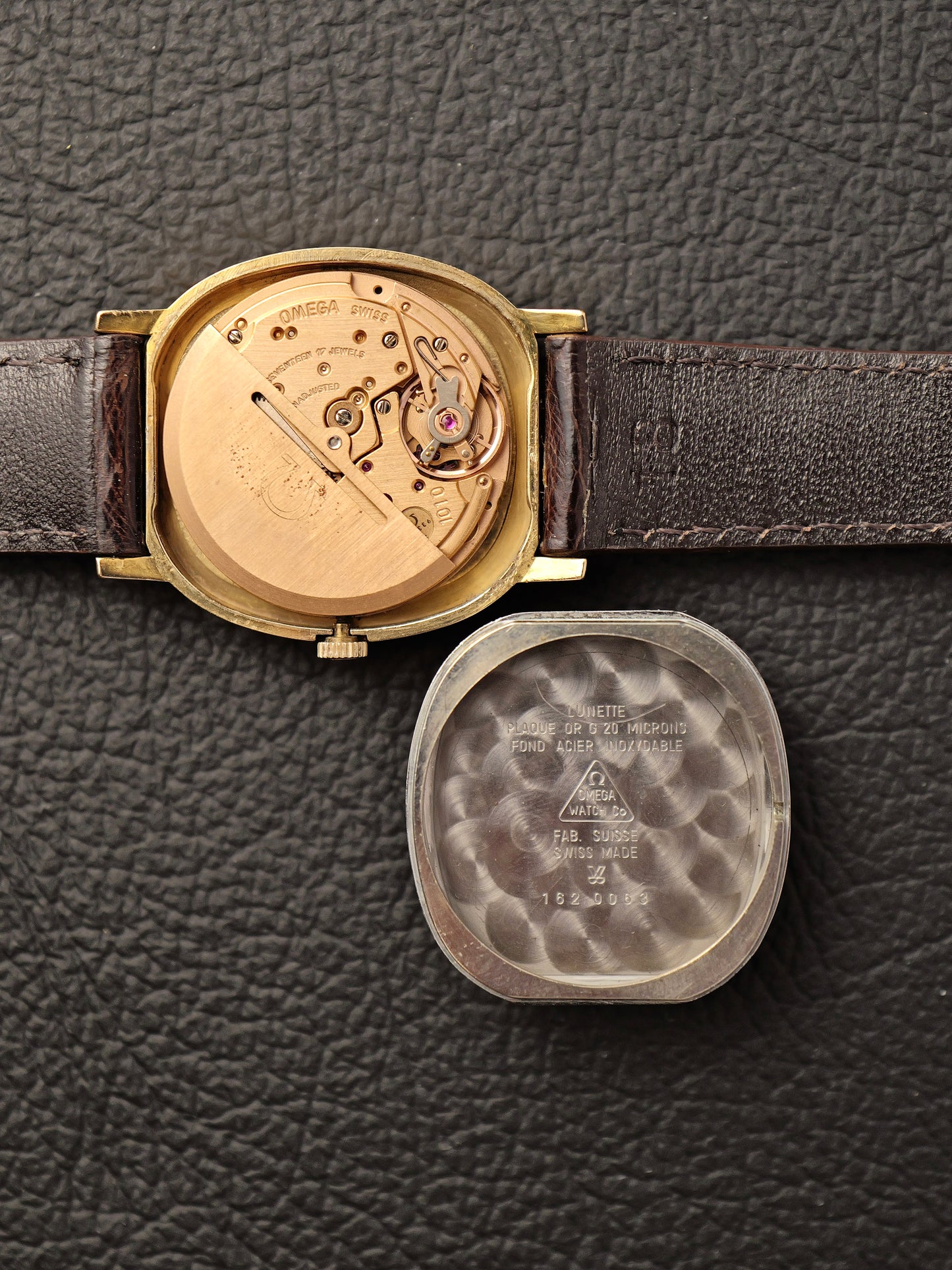 Omega De Ville Gold Stepped Ellipse Automatic Ref. 162.0063 (circa 1974)