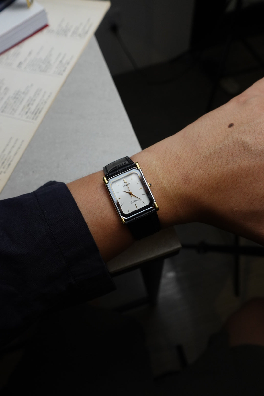 Seiko dolce 2 tone glass full glass dial