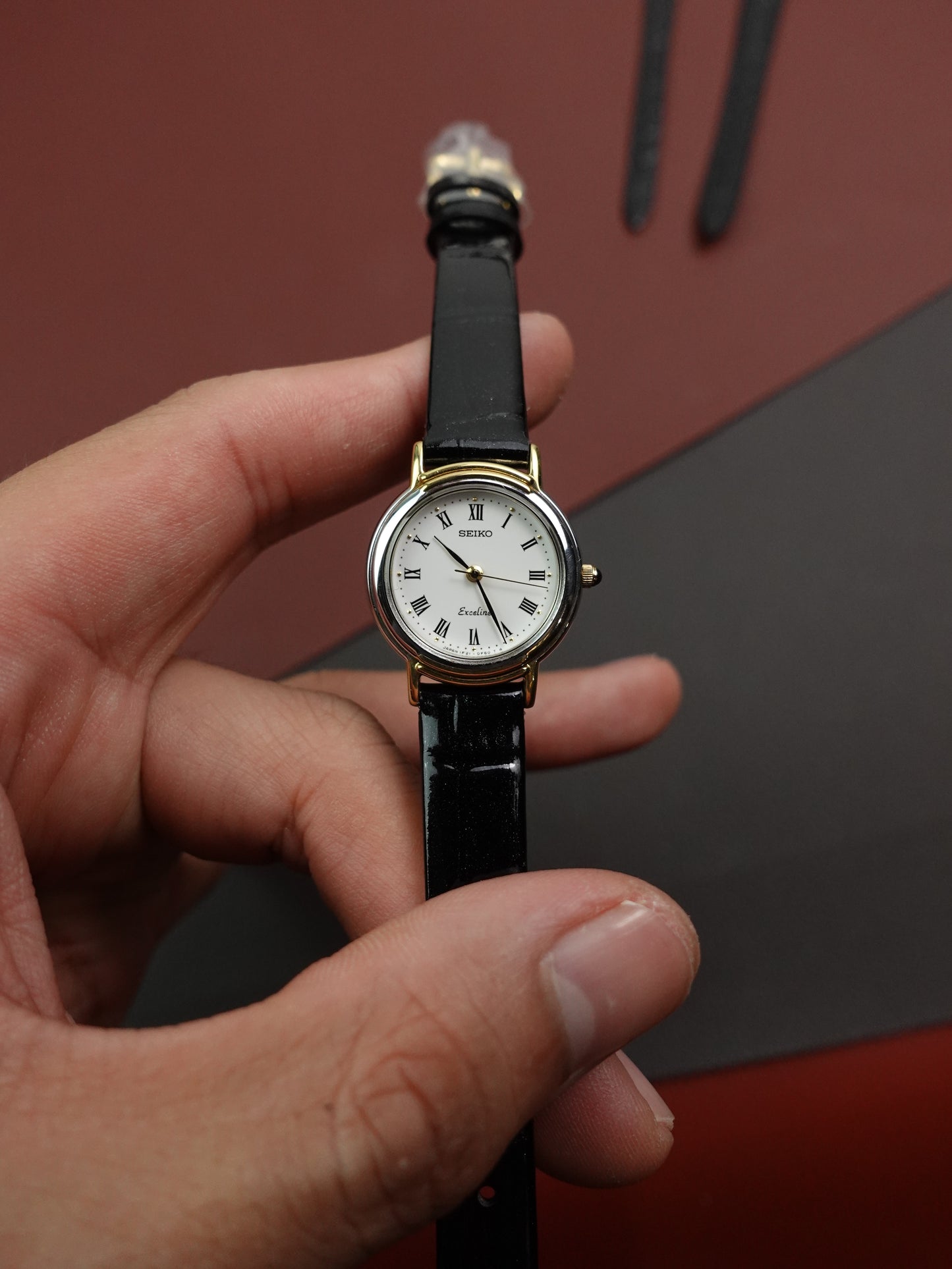 Seiko Exceline 2-tone art deco case 1f21-1b40 Circa.1990