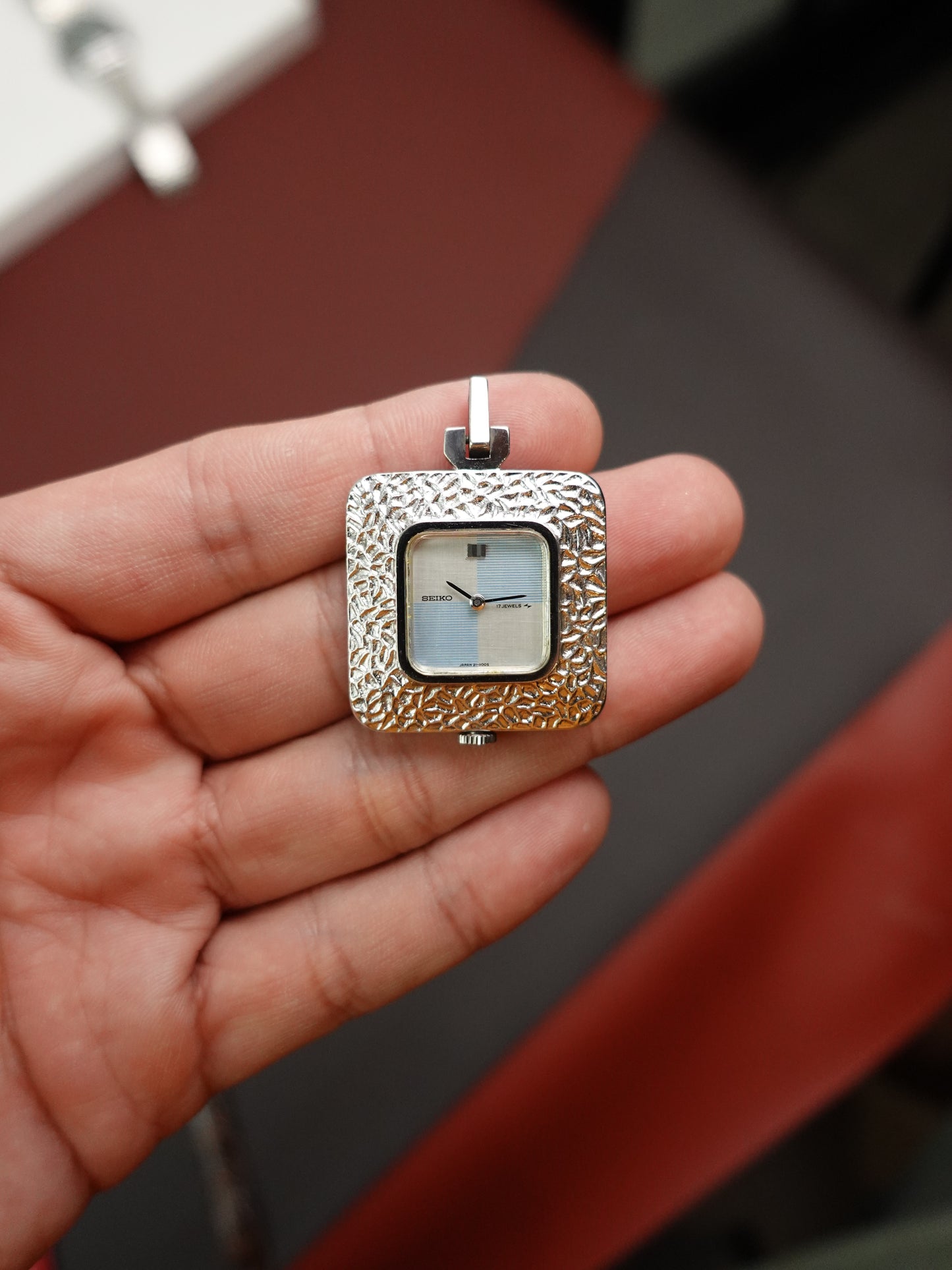 Seiko Hammered Case Art Deco Dial Manual winding Pendant 21-1100S
