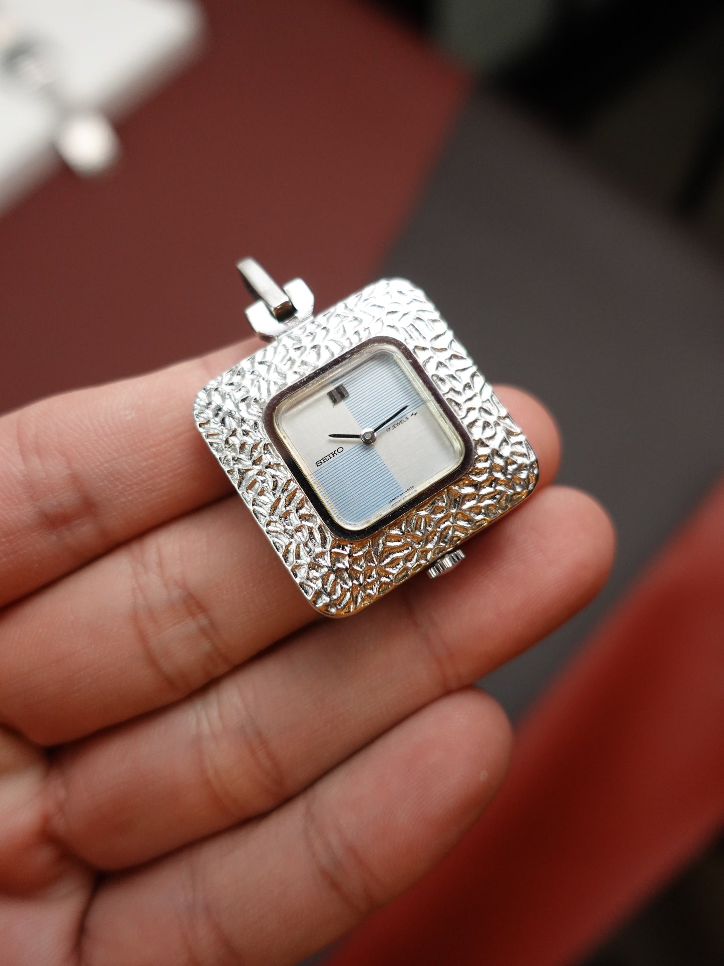 Seiko Hammered Case Art Deco Dial Manual winding Pendant 21-1100S
