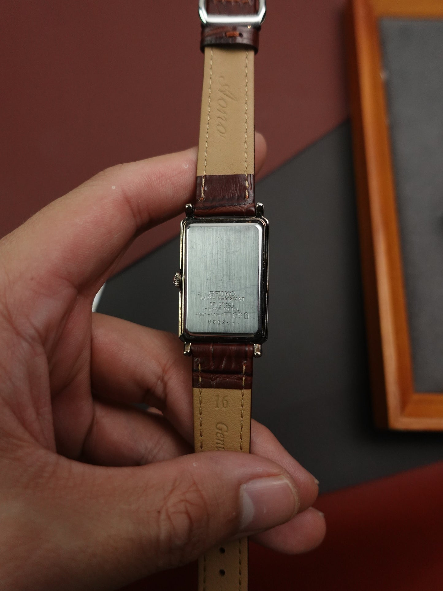 Seiko Lucent "Cintree" Salmon Dial 7N01-5D30 Circa. 1993