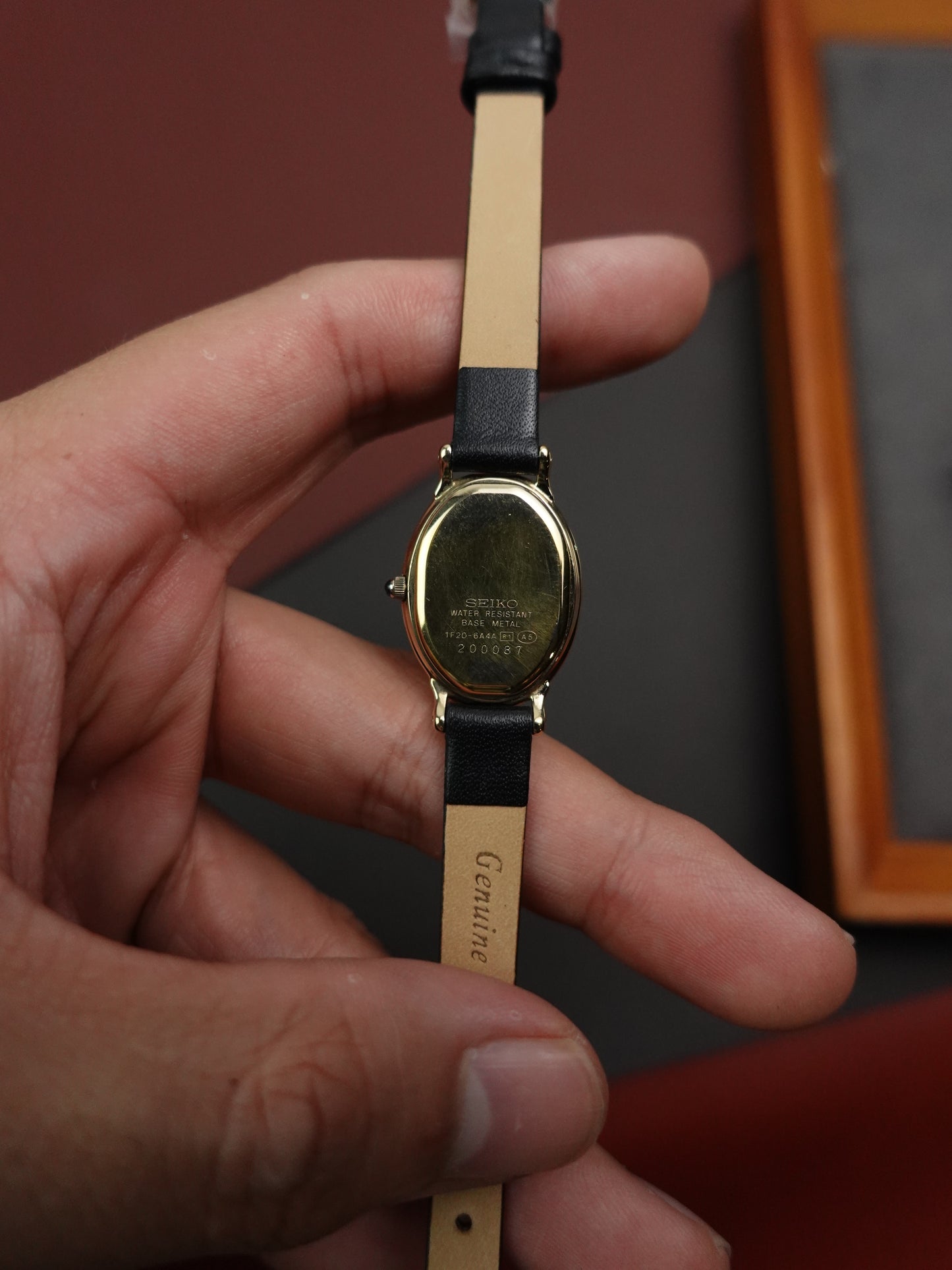 Seiko Exceline Mother of Pearl 1F20-2500 with beaded Bezel
