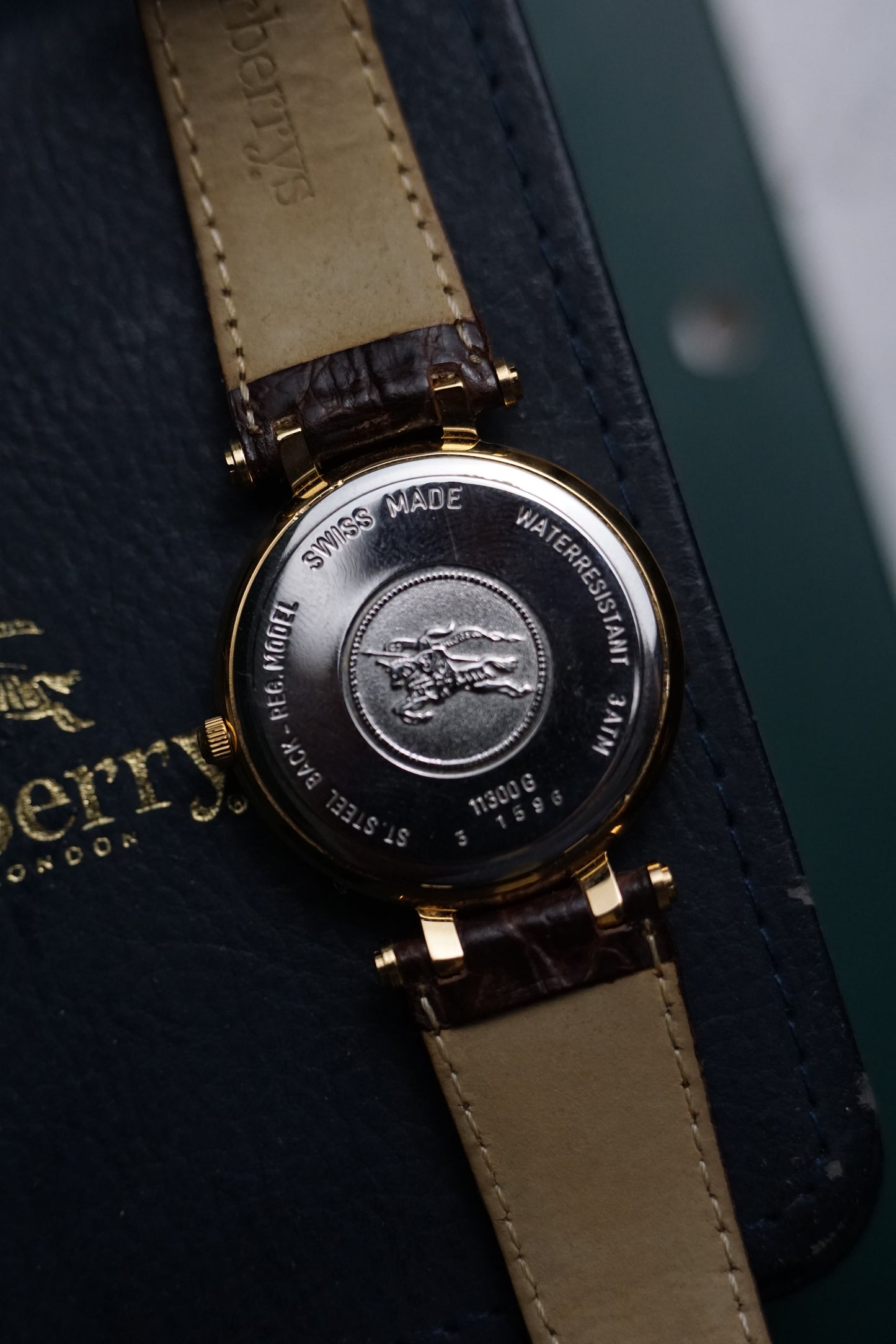 RARE Burberry Classic Guilloche T-lugs Gold swiss made variation