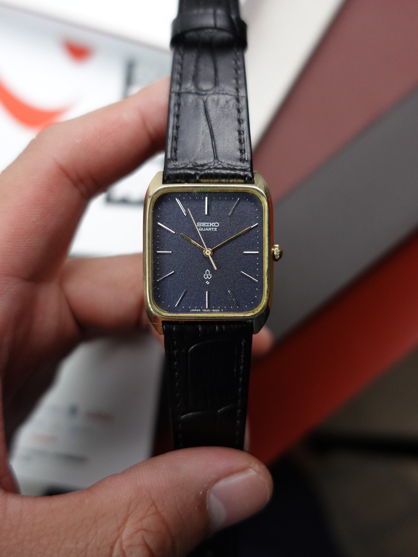 Seiko Quartz Tank Blue texture dial 7830-5000 Circa.1977