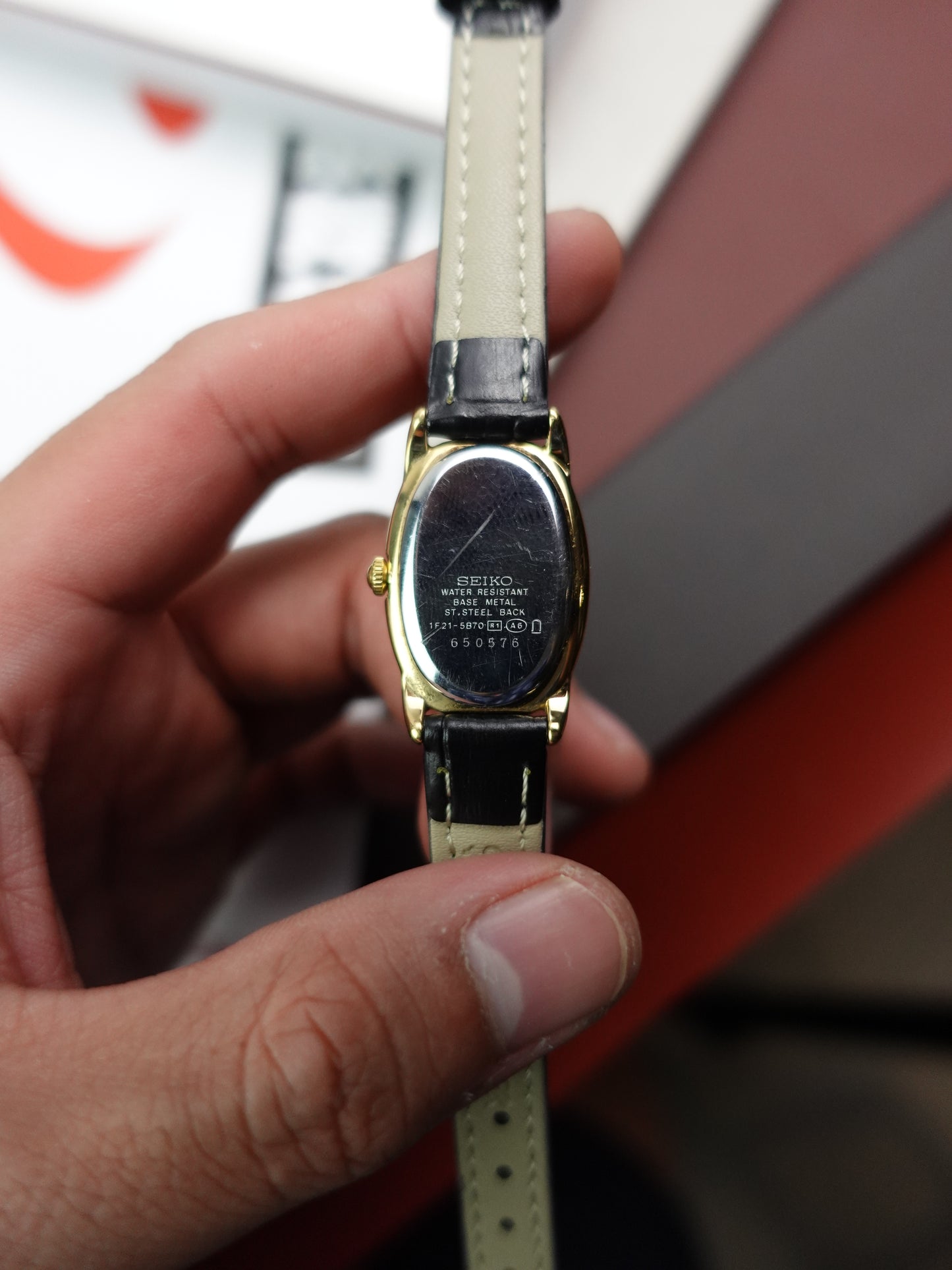 Seiko Ladies "Baignoire" Gold