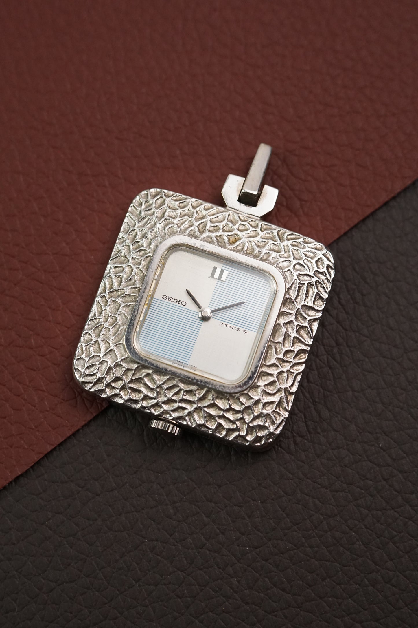 Seiko Hammered Case Art Deco Dial Manual winding Pendant 21-1100S