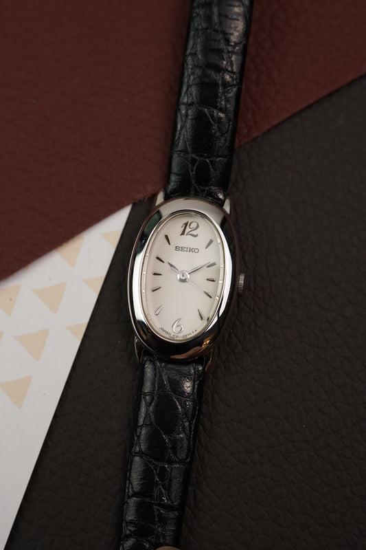Seiko Ladies "Baignoire" Mini in steel
