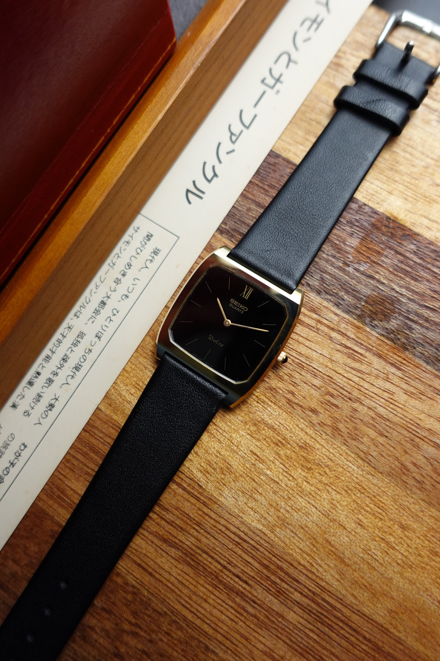 Rare Seiko Dolce cushion case with lacquer black dial #240265