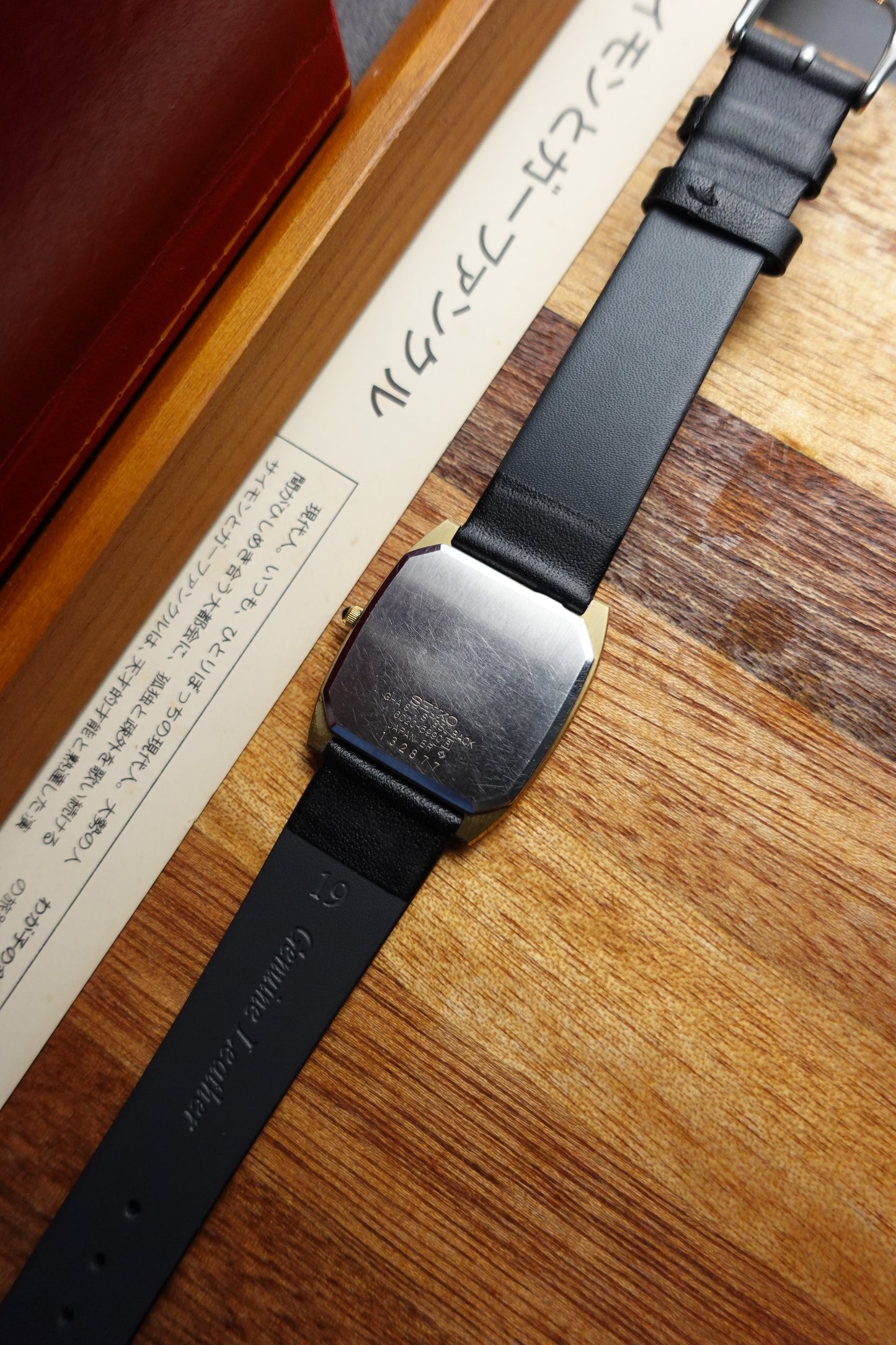 Rare Seiko Dolce cushion case with lacquer black dial #240265