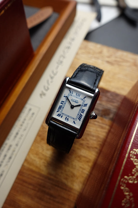Must de Cartier Tank in silver SM with dark blue numerals Quartz movement #240298