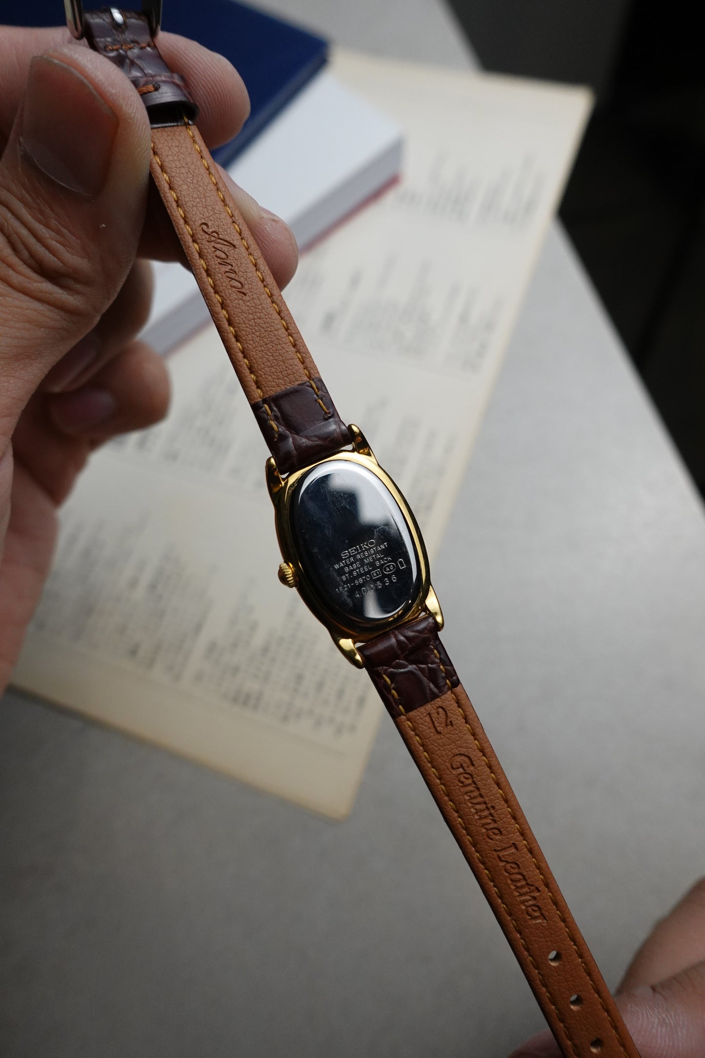 Ladies Seiko 'Baignoire' Gold #339