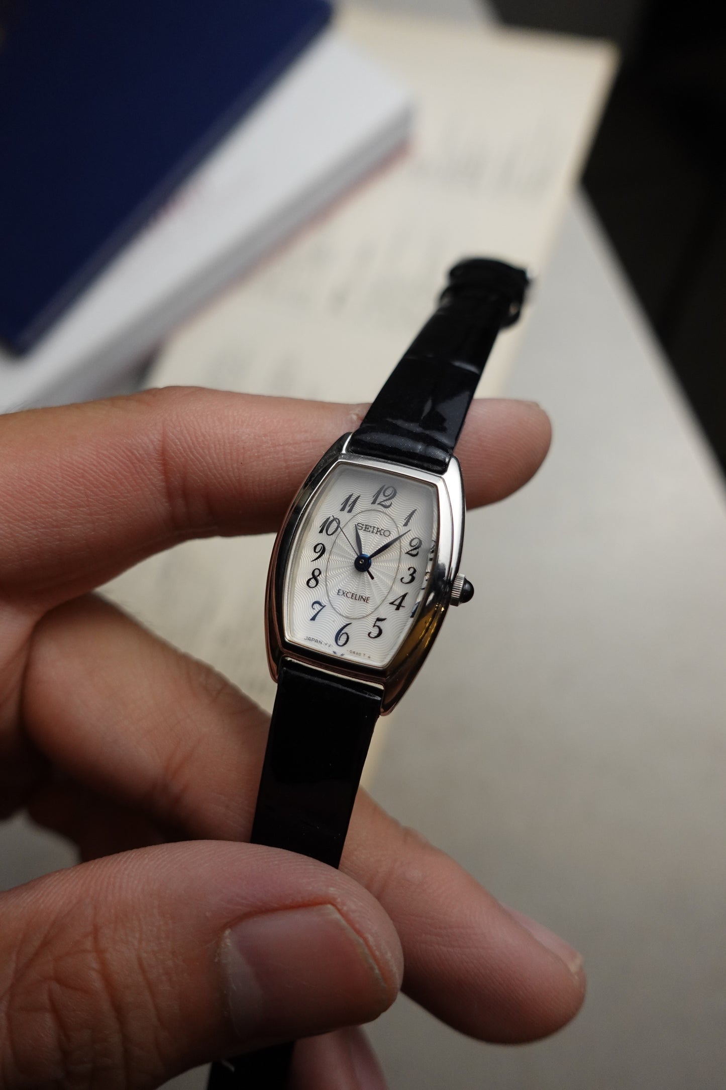 Seiko Exceline Guilloche Dial with arabic numeral #337