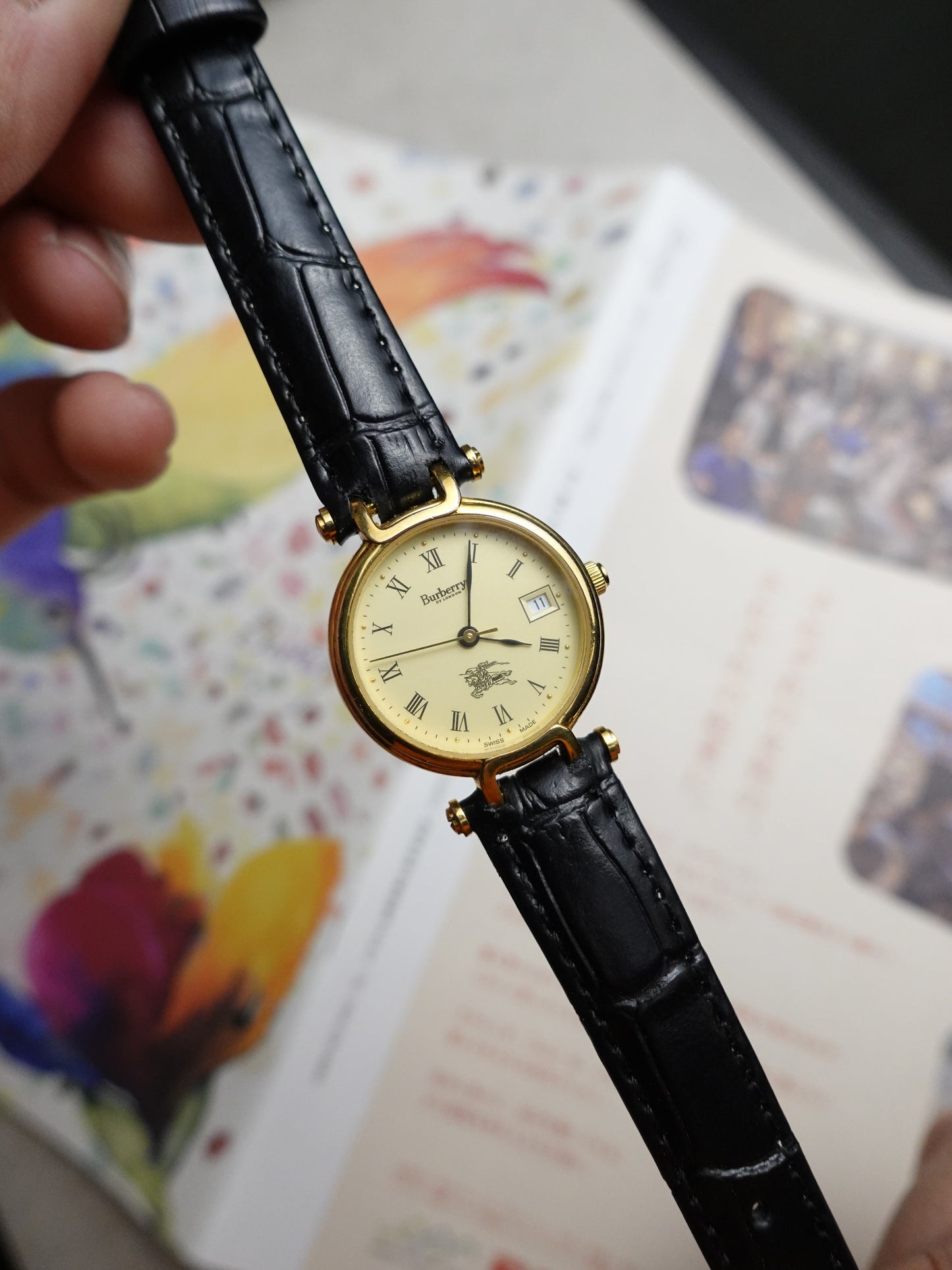 Ladies Burberry T-lugs classic Quartz Swiss Made variation #496
