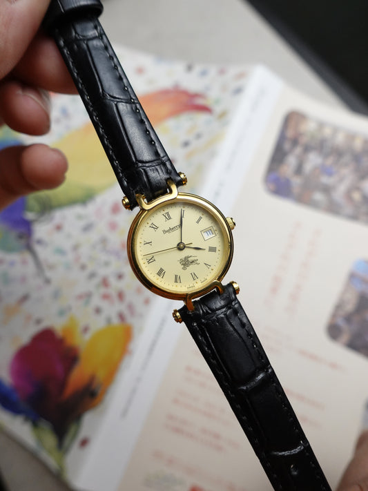 Ladies Burberry T-lugs classic Quartz Swiss Made variation #496