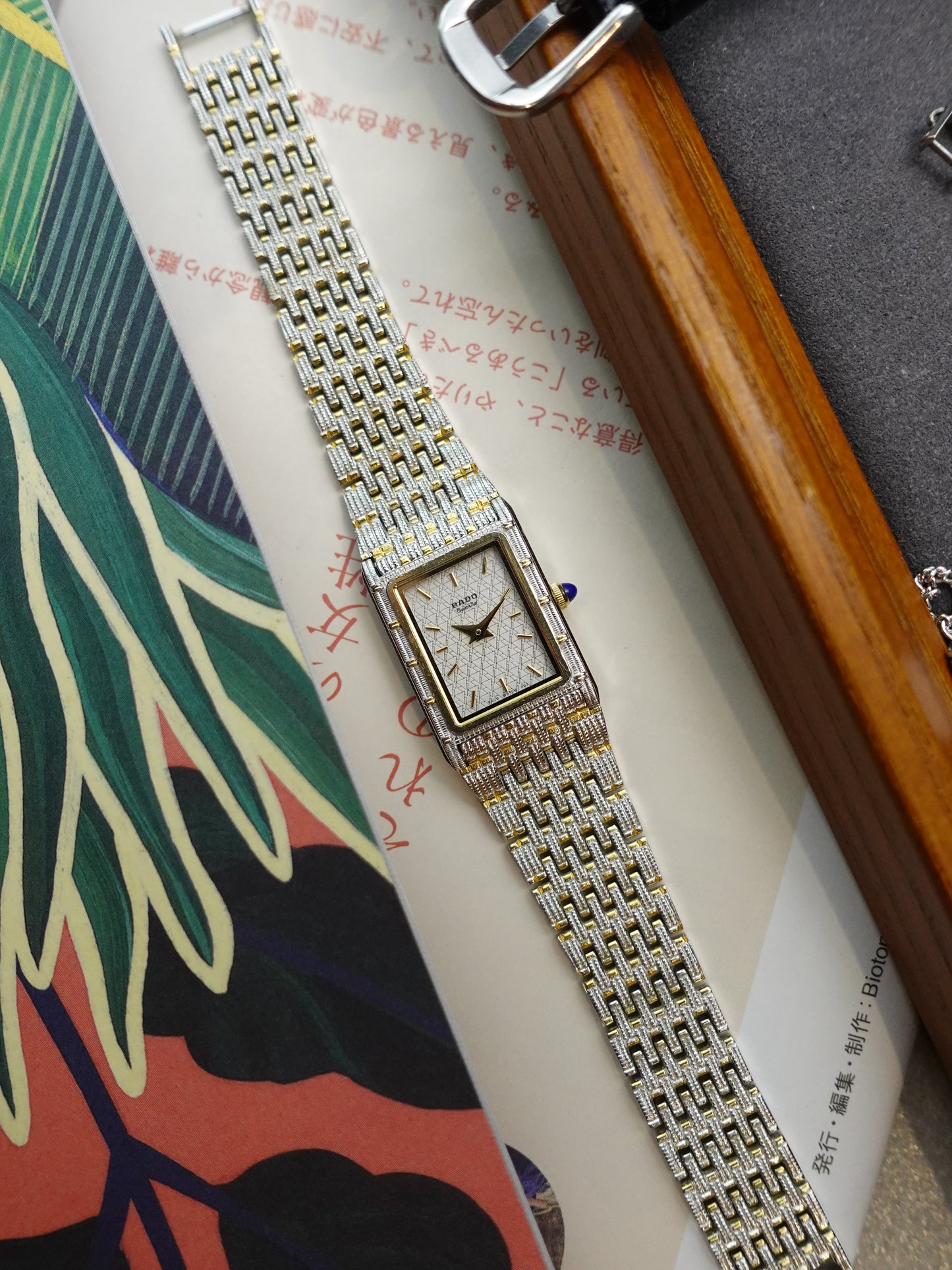 Rado Quartz in full integrated Bracelet in Small size
