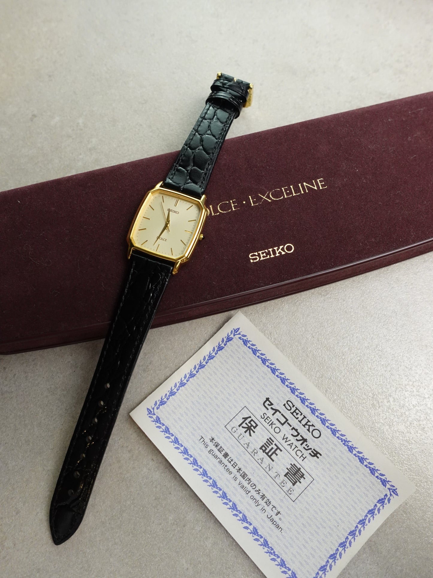 Seiko Dolce Tank with original box and cert #535