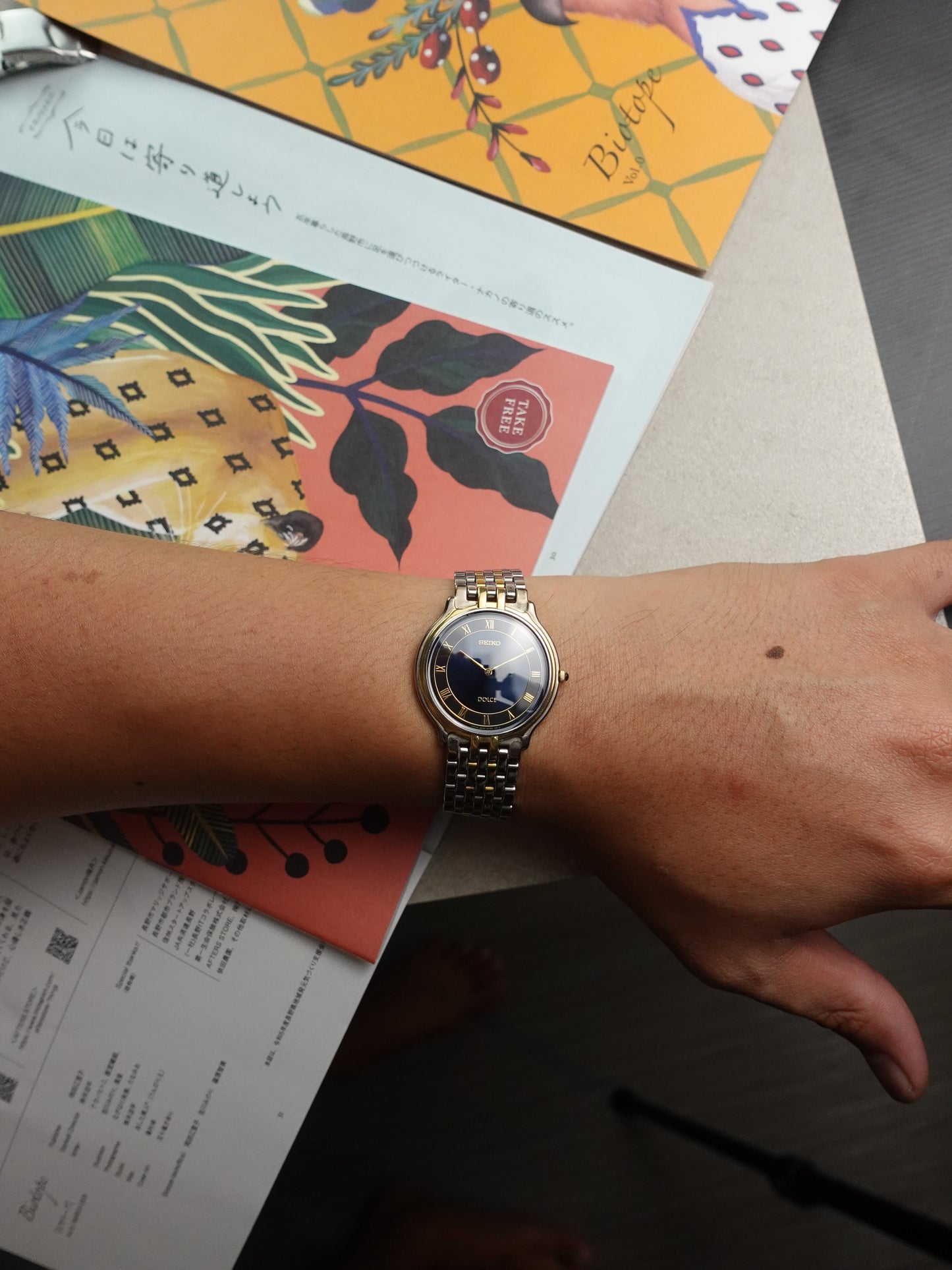 Seiko Dolce 2 Tone bracelet with Glossy Dark Blue dial