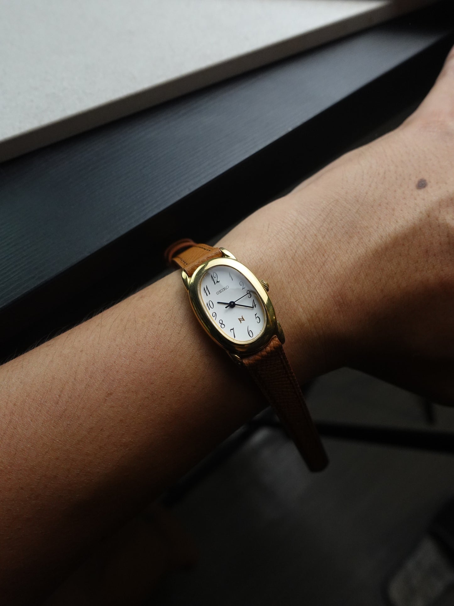 Seiko Ladies "Baignoire" Gold