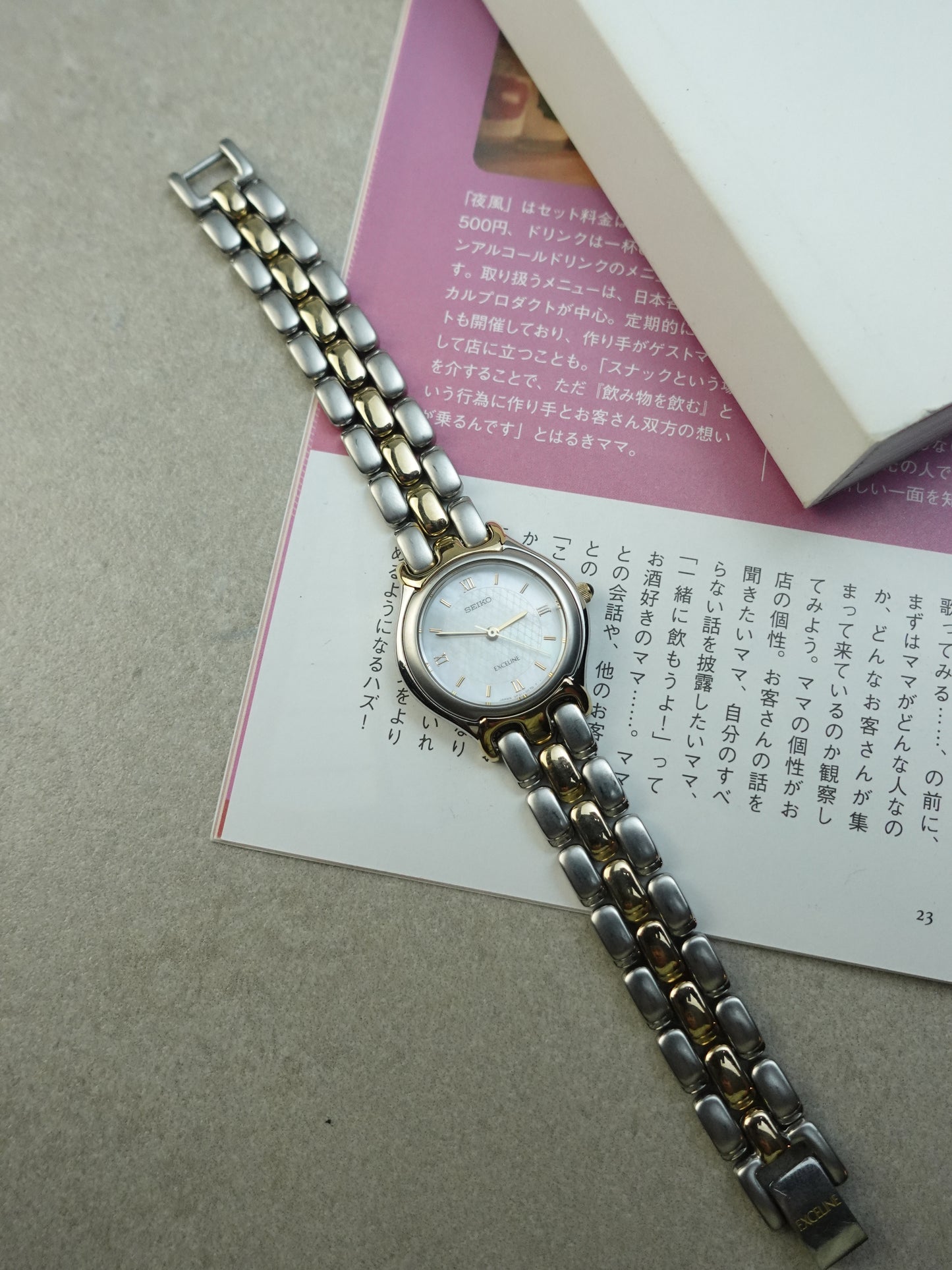 Ladies Seiko Exceline Bracelet blue Mother of Peal dial