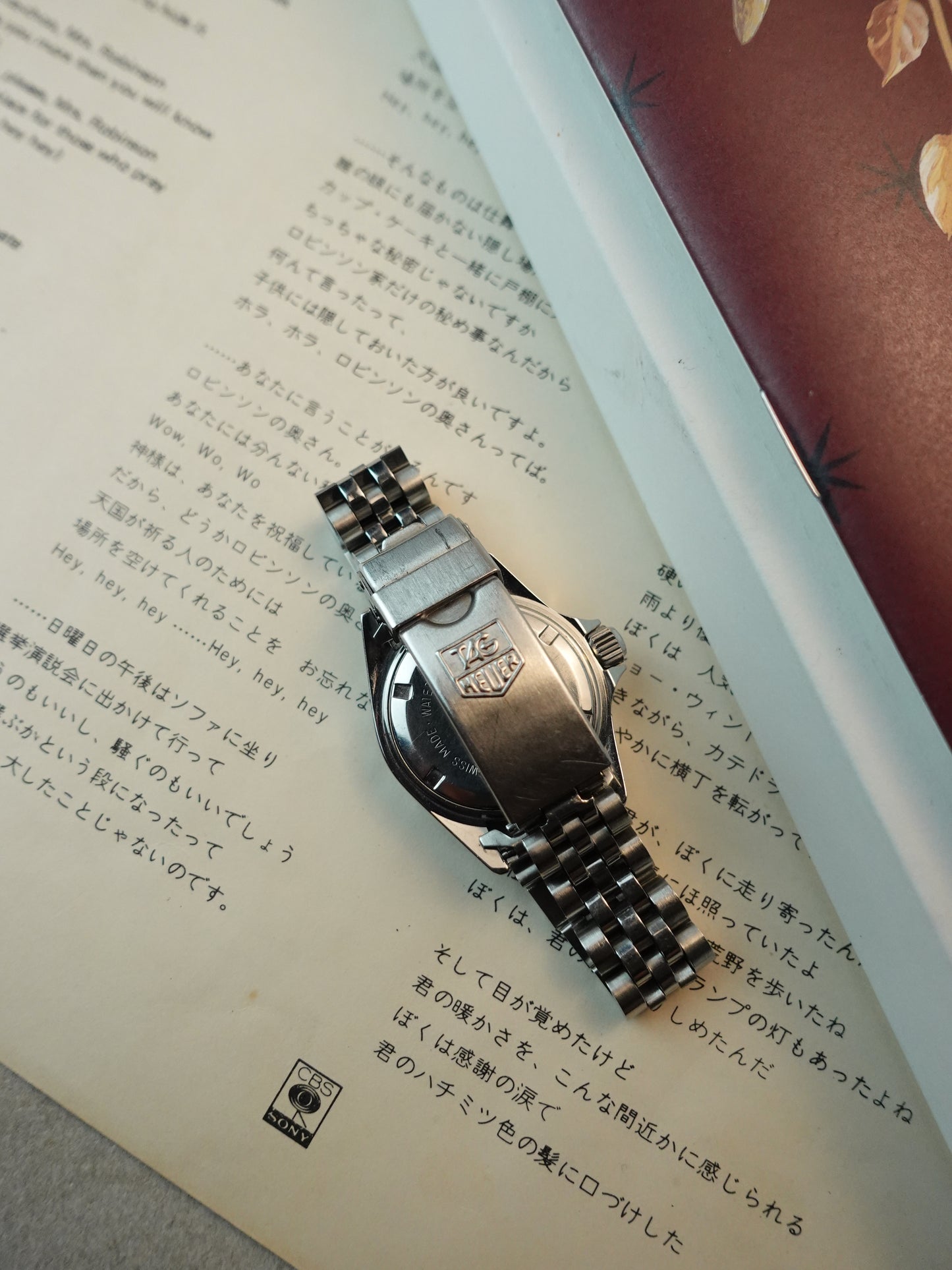 Ladies Tag Heuer 1000 Professional Quartz