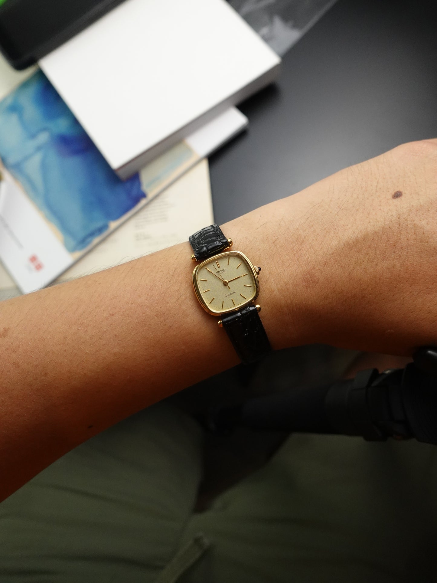 Ladies Seiko Exceline T-lugs with original buckle