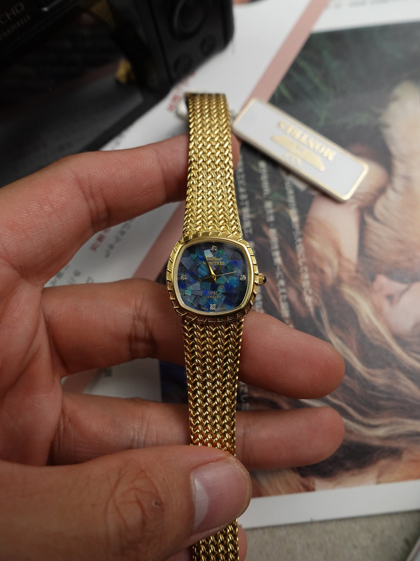 Ladies Montres Collection Opal Dial swiss made Gold