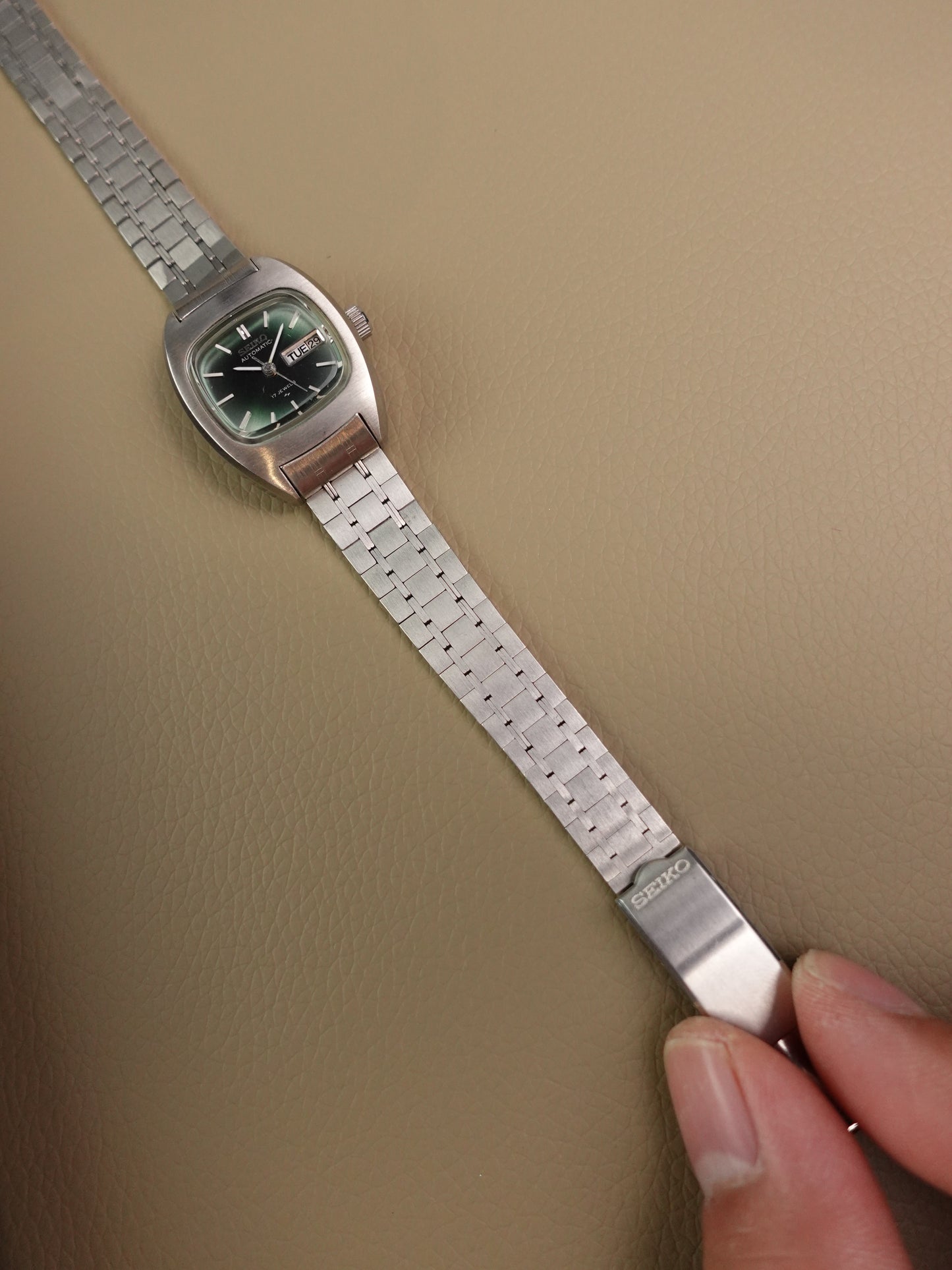 Ladies Seiko Automatic 2206-3000 Hi-beat