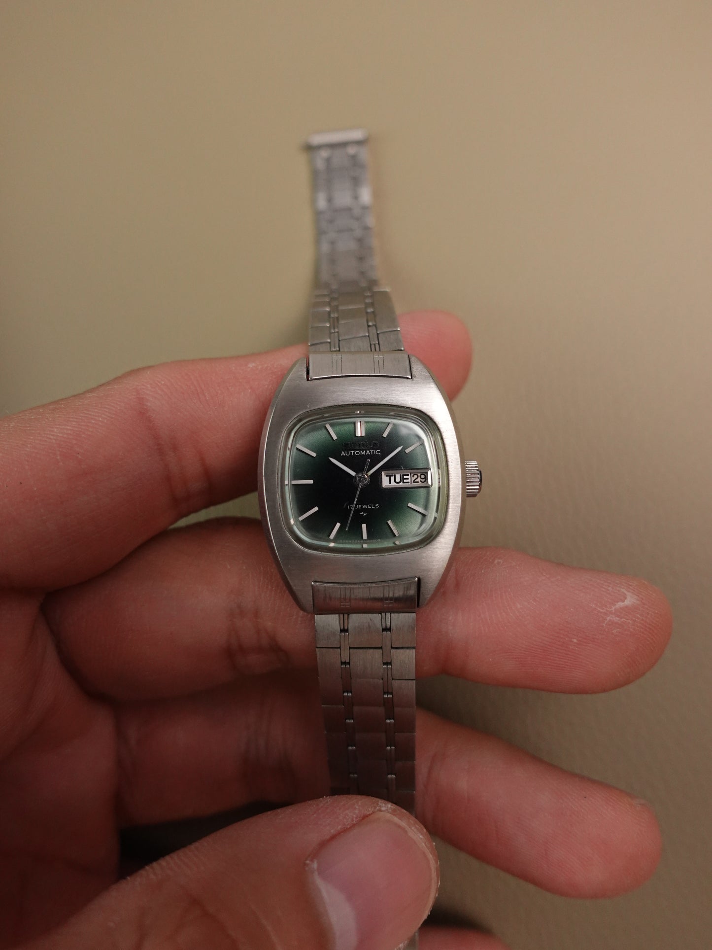 Ladies Seiko Automatic 2206-3000 Hi-beat