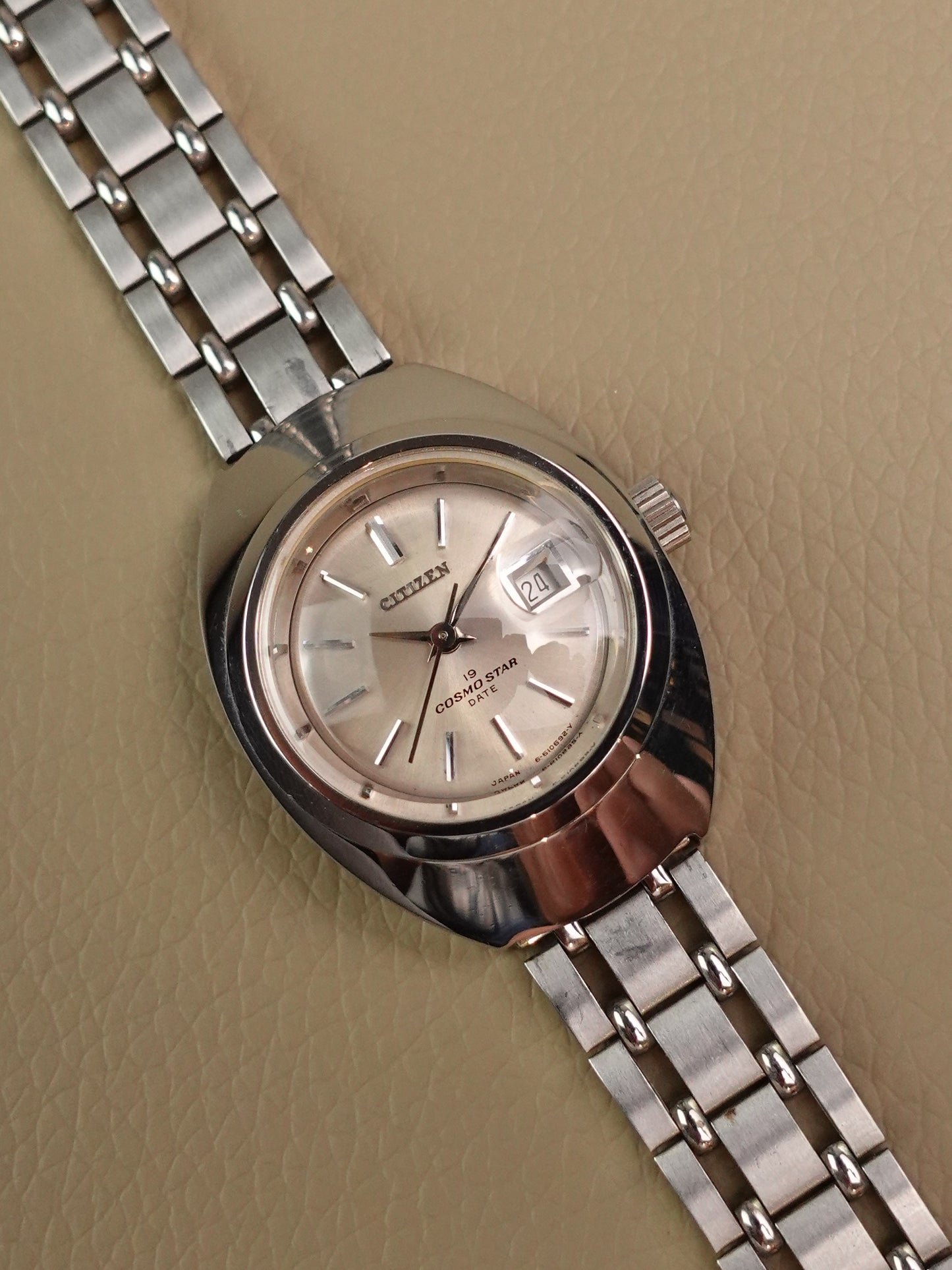 Ladies Citizen Cosmostar Mechnical movement