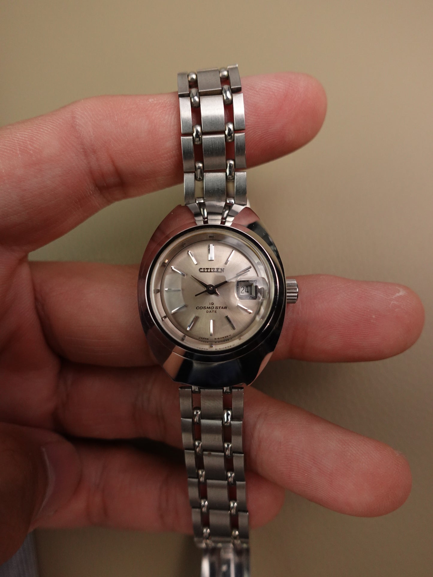 Ladies Citizen Cosmostar Mechnical movement