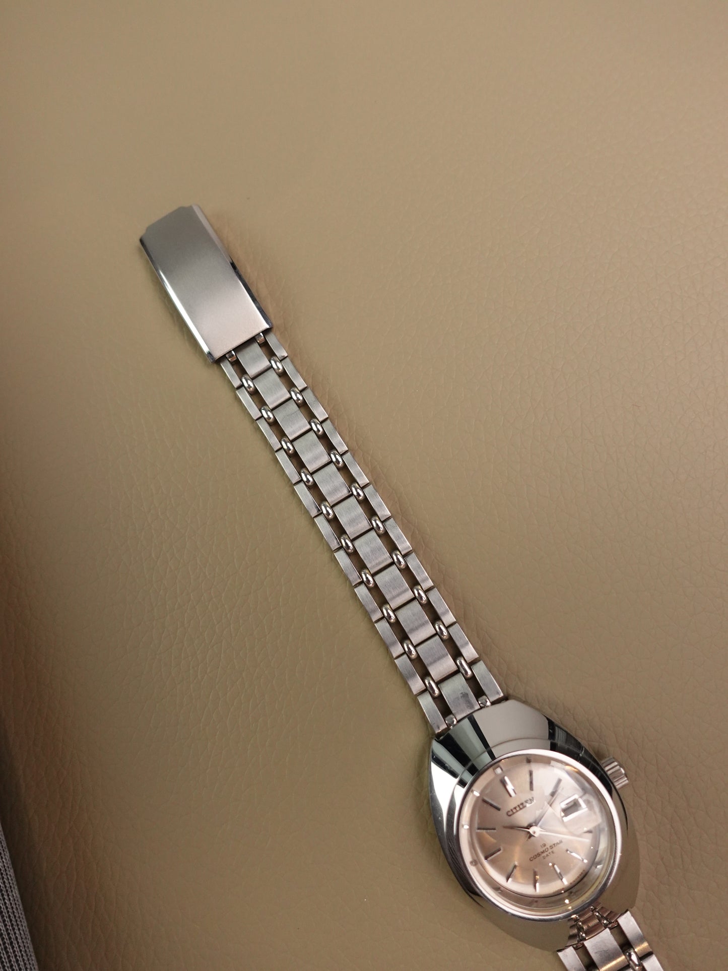 Ladies Citizen Cosmostar Mechnical movement