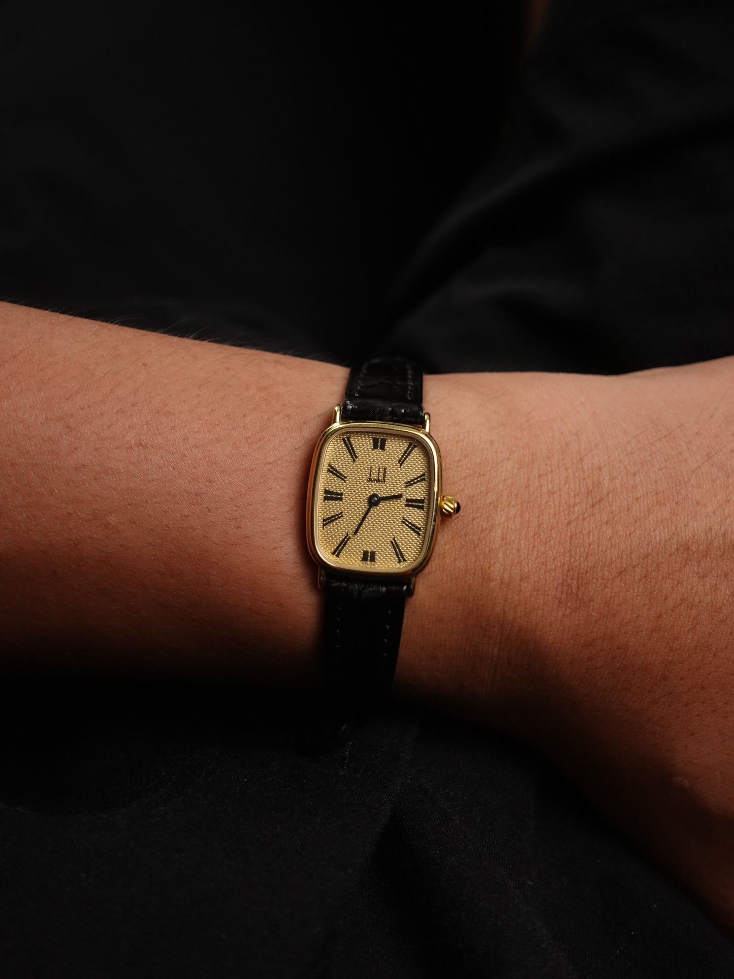 Dunhill Classic Tank Quartz Swiss made