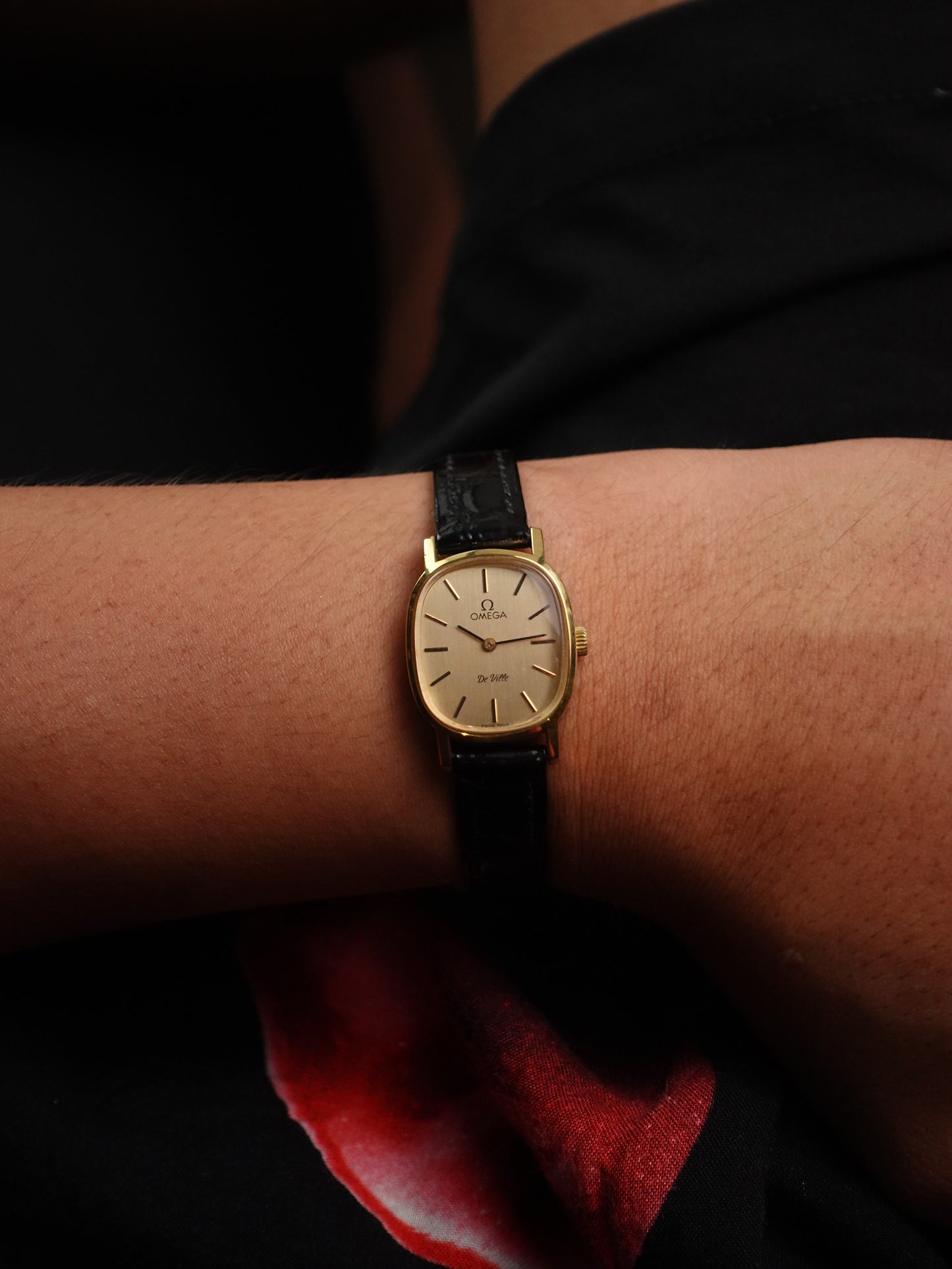 Ladies Omega De-ville Ellipse Manual Winding