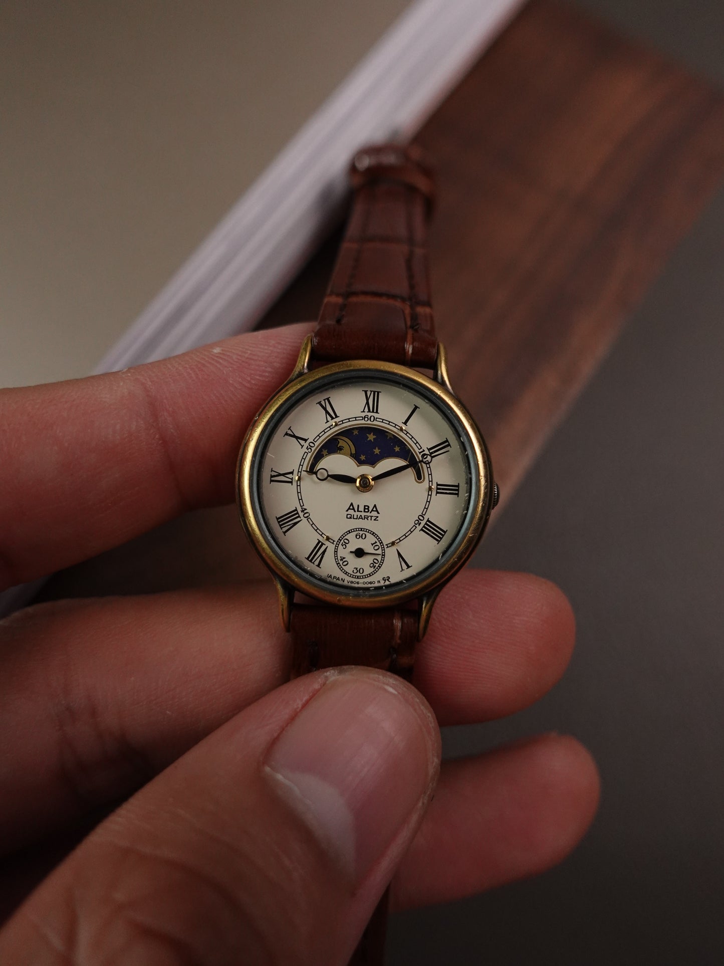 Seiko Alba Mini Moonphase Ladies V806-0060