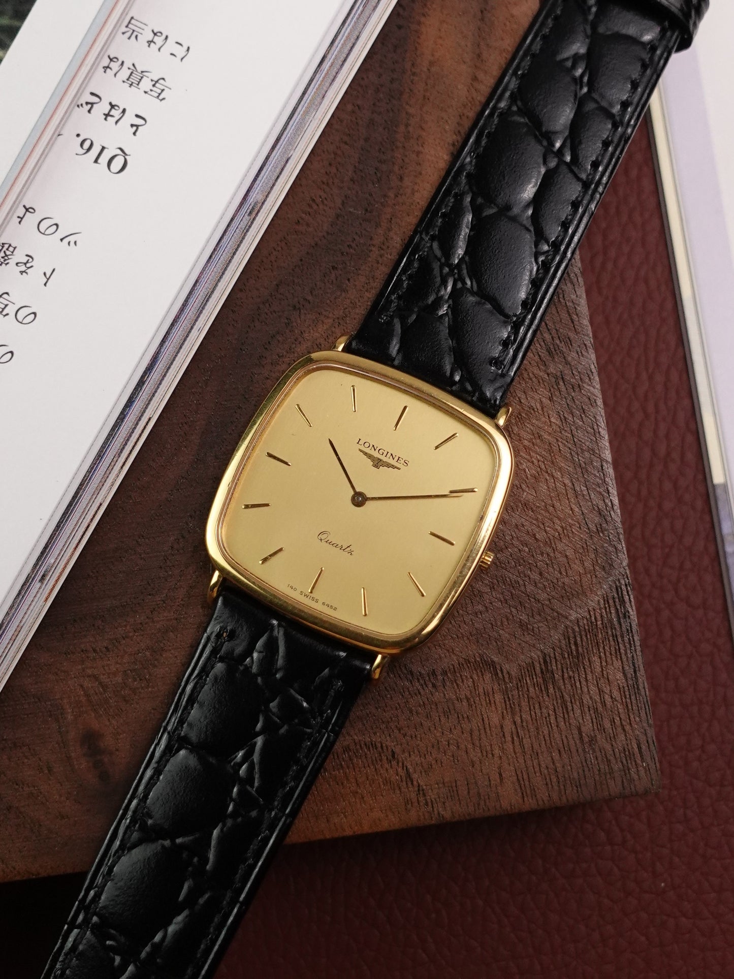 Longings Ultra-slim Cushion case Quartz in Full Set (papers, box)