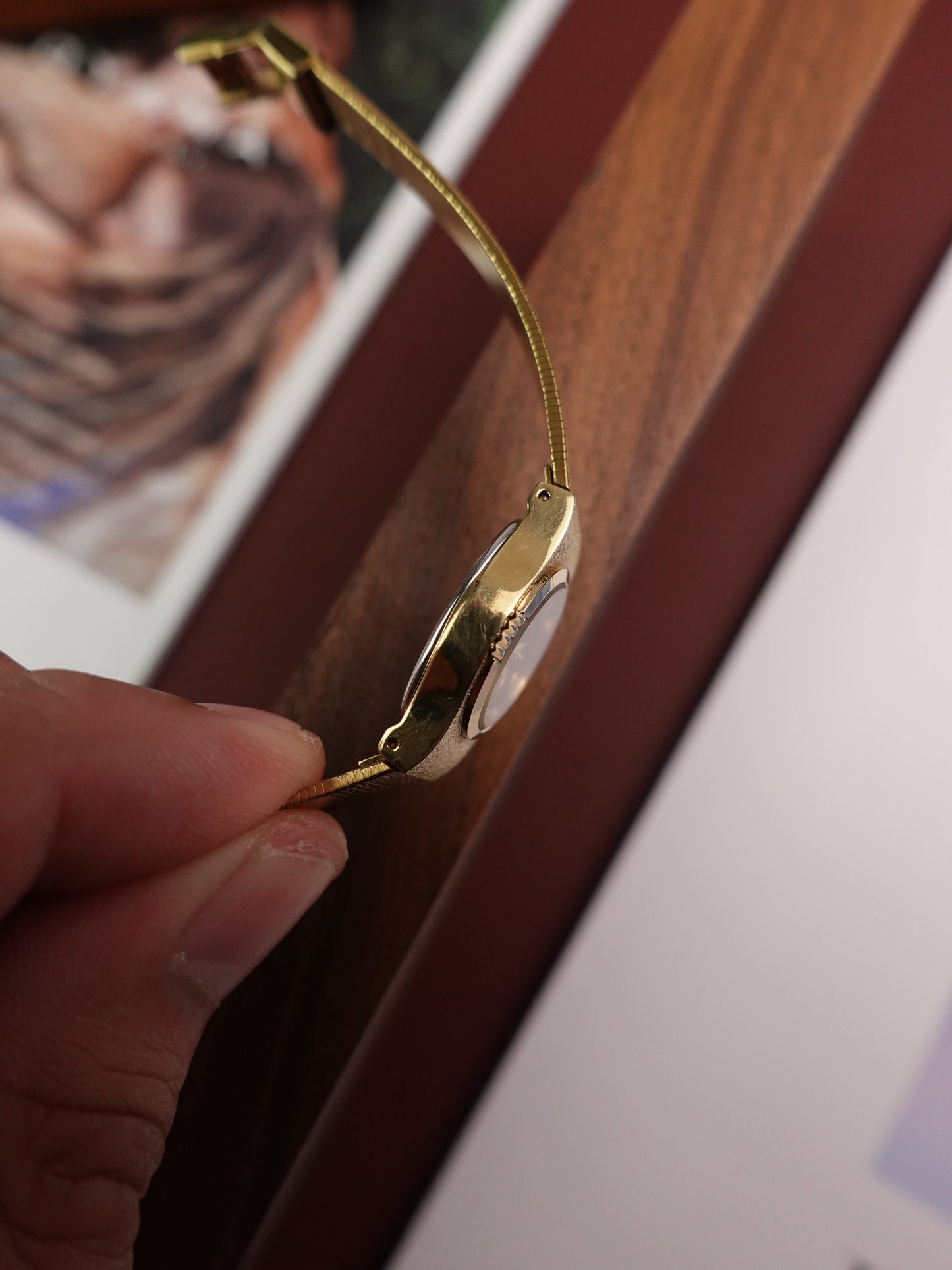 Ladies Seiko Galaxy with hammered case & bracelet