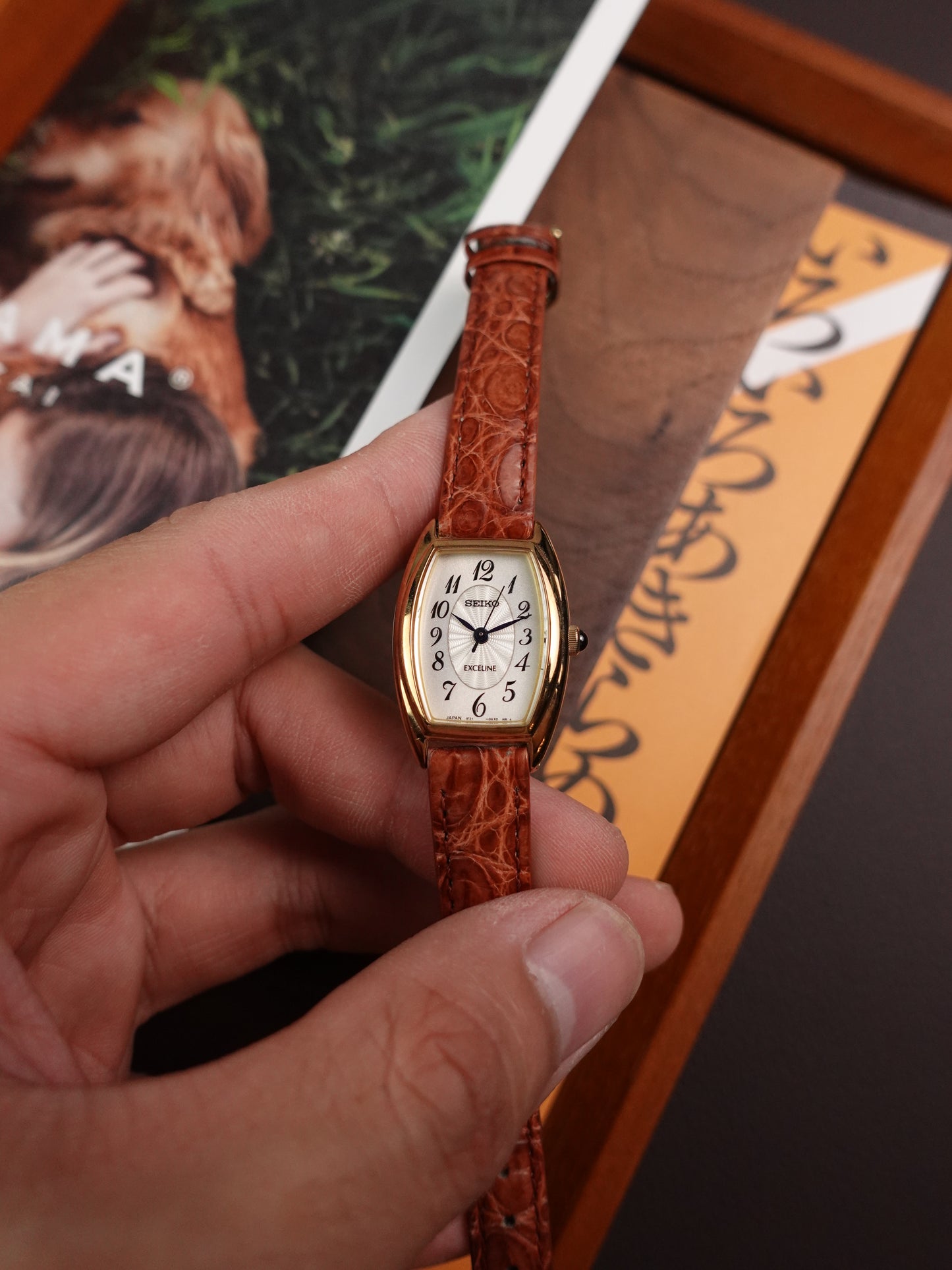 Ladies Seiko Exceline Guilloche Dial with arabic numeral