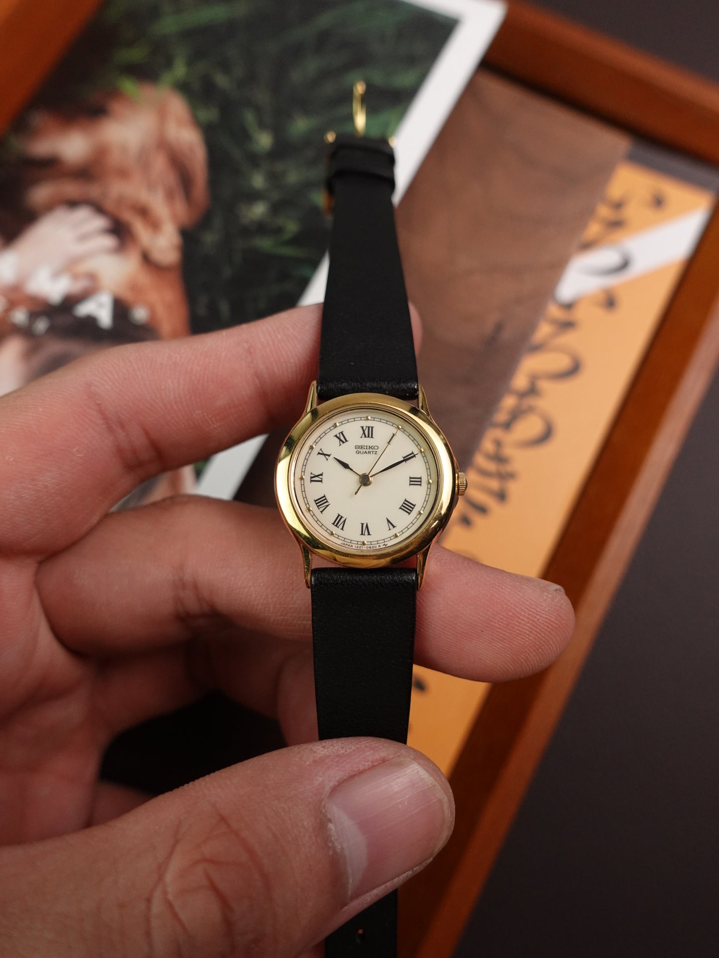 Ladies Seiko Quartz Classic (original box, instruction, buckle)