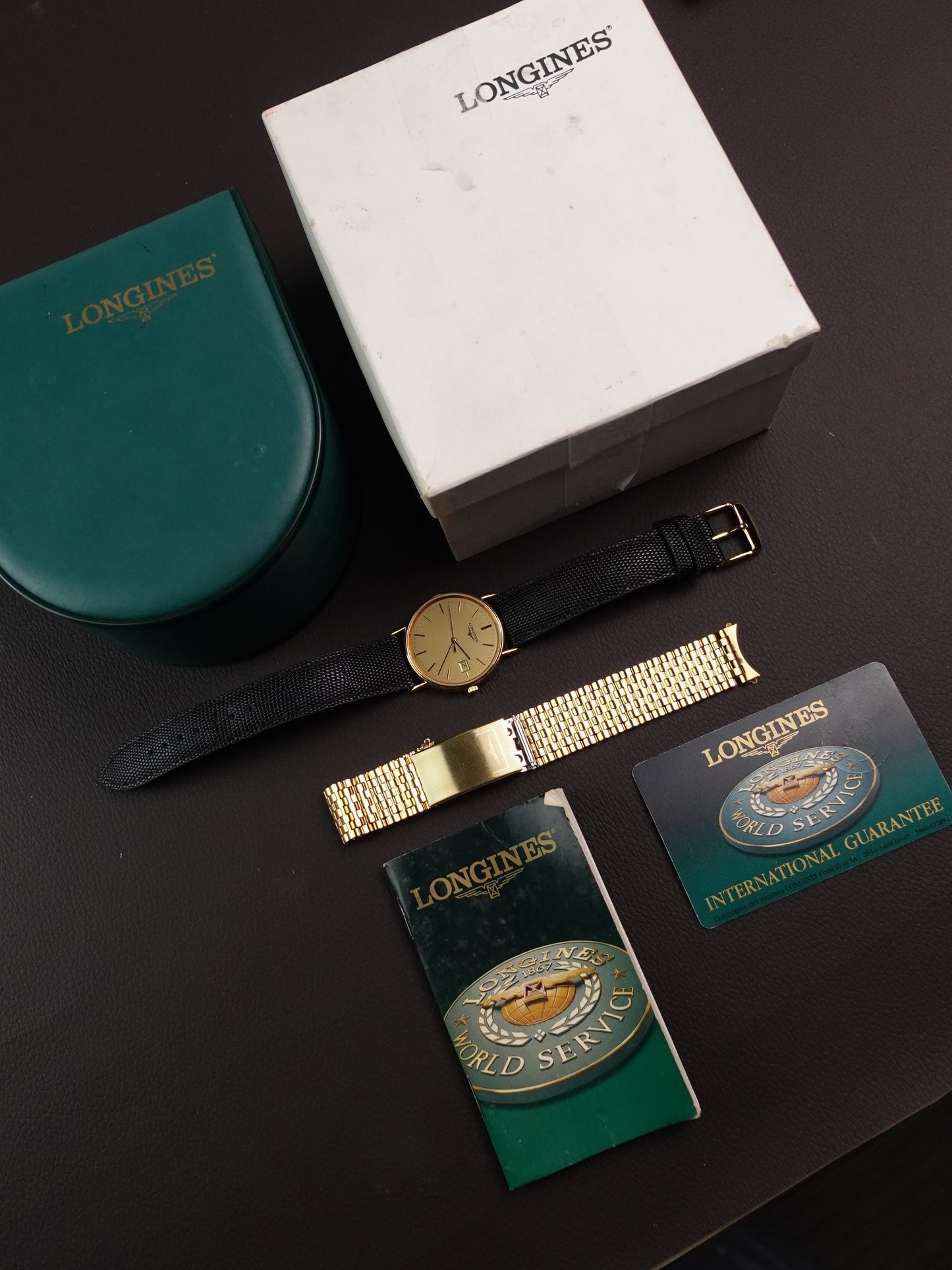 Longines Presence Stamped "Malaysia Airlines" Commemorative Piece Full set with original bracelet