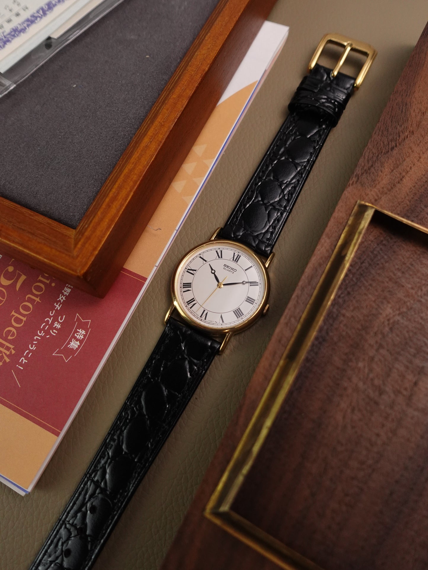 Seiko Quartz Classic 7431-7010 Roman Numeral with Breguet hands