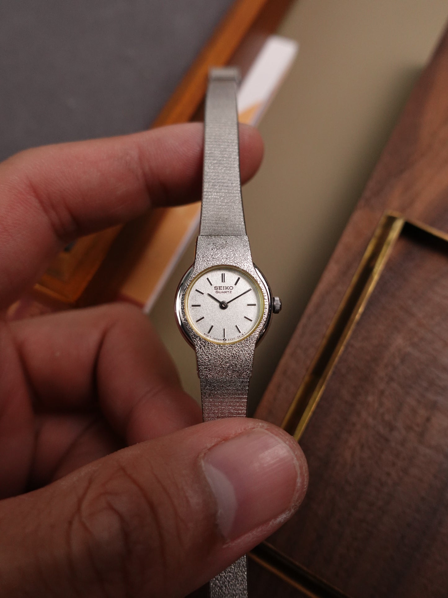 Ladies' Seiko Quartz Cut-to-size Bracelet