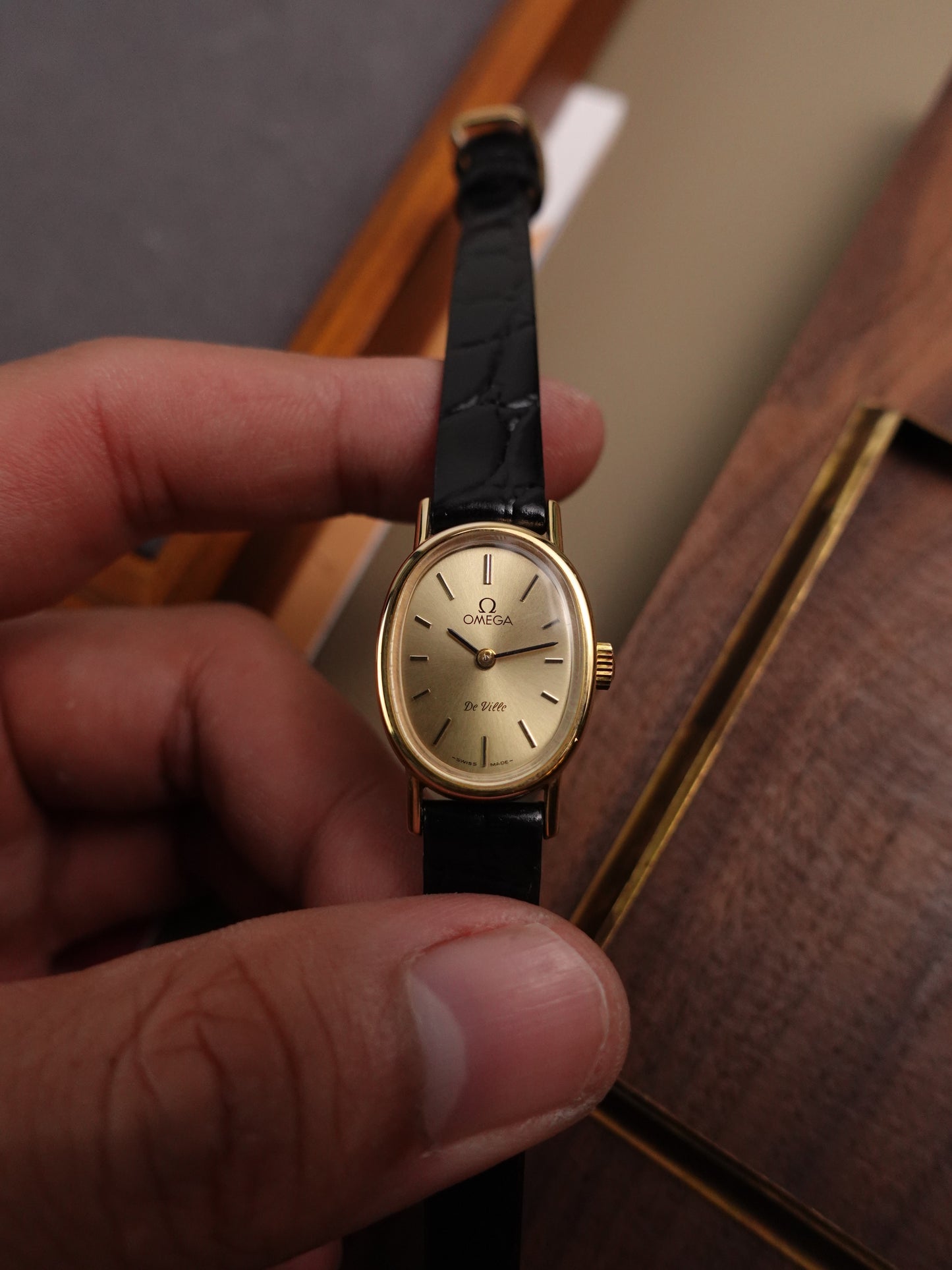 Ladies' Omega De-ville Oval in Manual winding ref 511.0553 Cal.1100