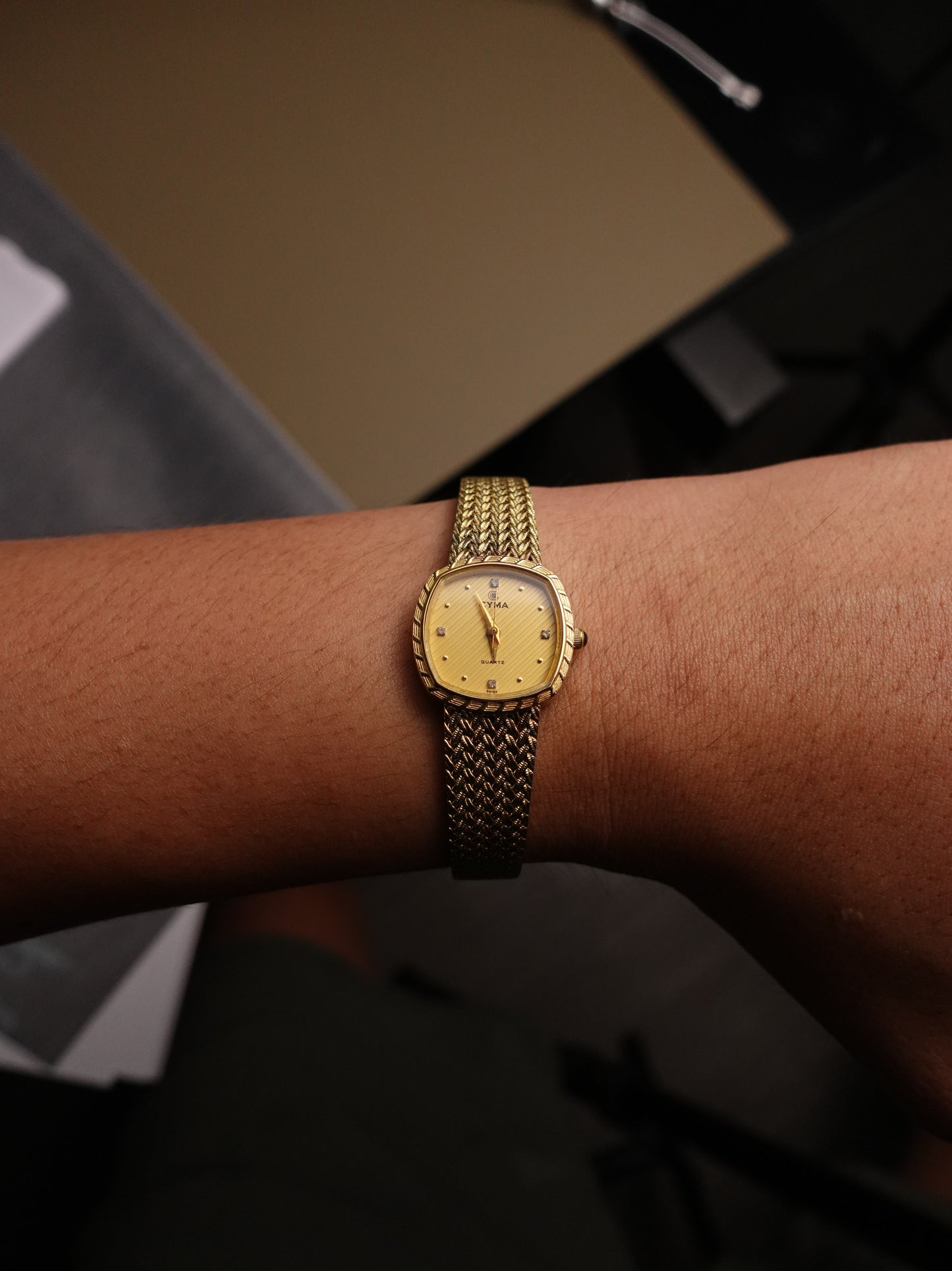 Ladies' 80s Cyma integrated Bracelet in Gold