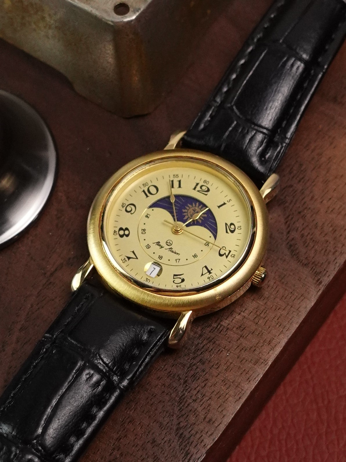 Japanese Quartz Mary Maison Moonphase