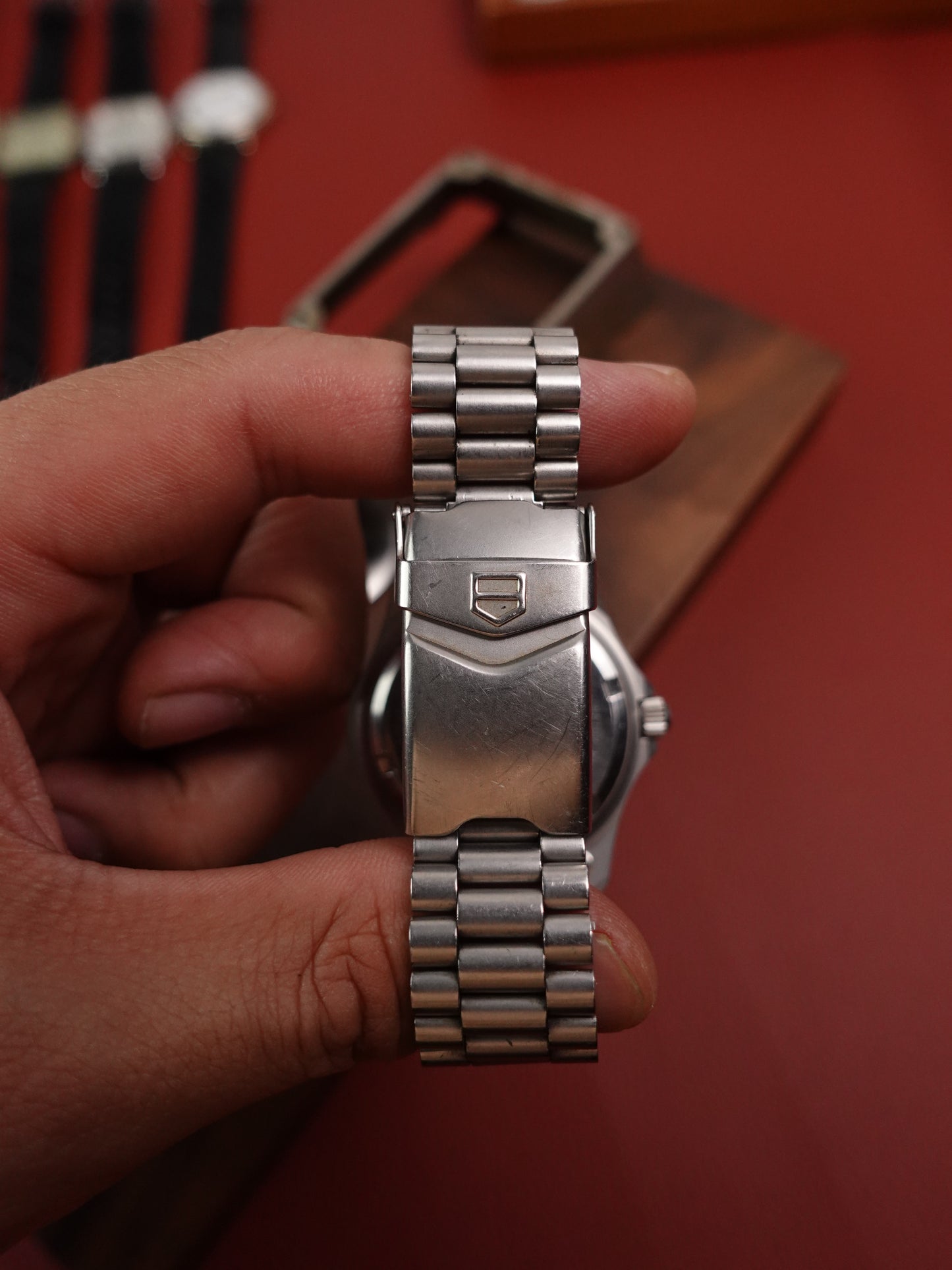 Men's Tag Heuer 2000 Professional dive watch