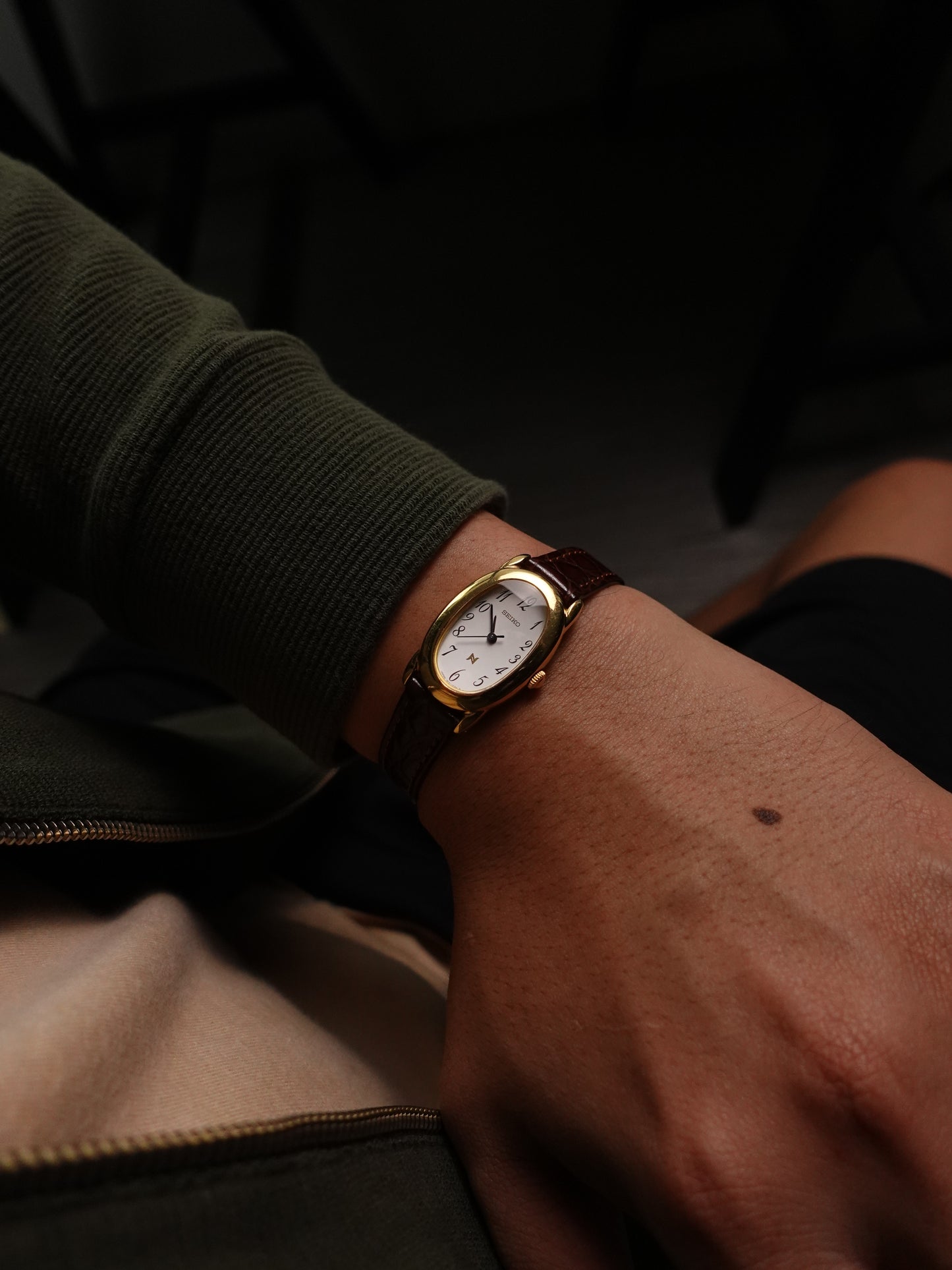 Seiko Ladies "Baignoire" Gold
