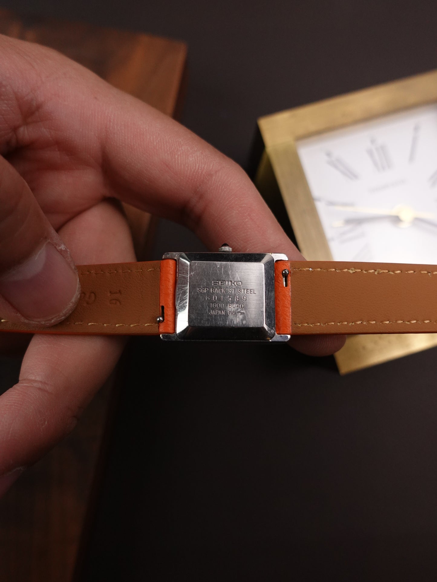 Classic Seiko Tank 1600-